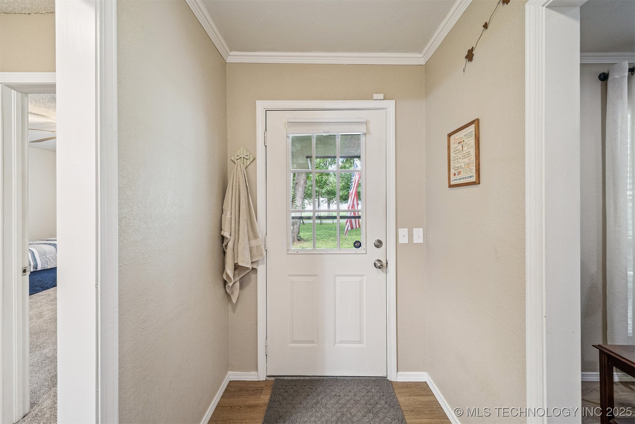 16 Big Bluff Street Property Photo 8