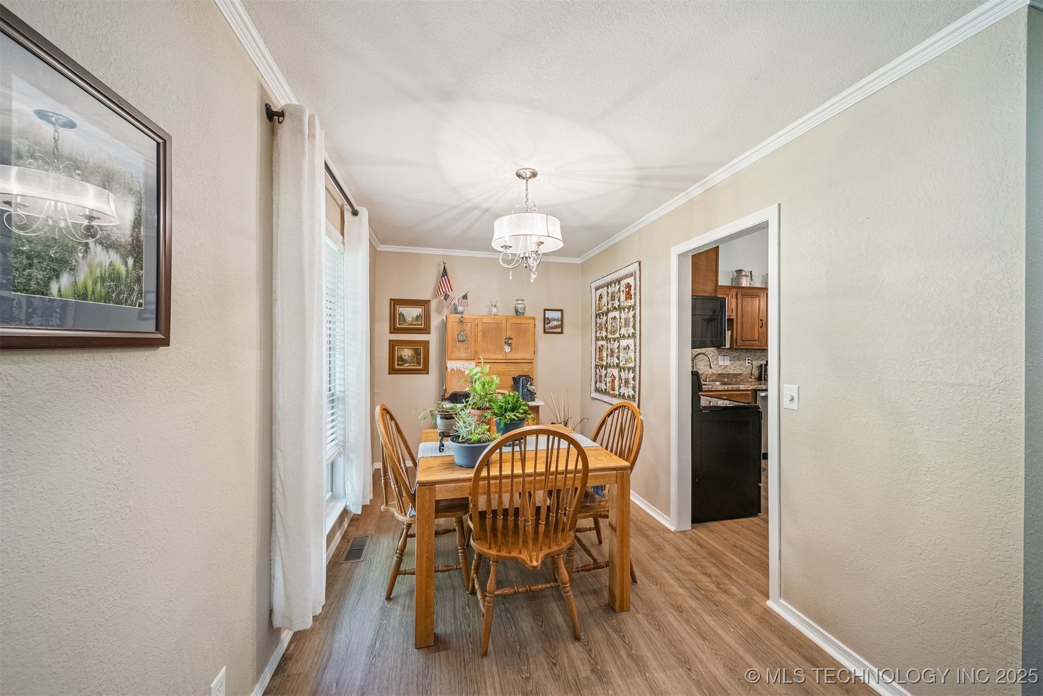 16 Big Bluff Street Property Photo 12