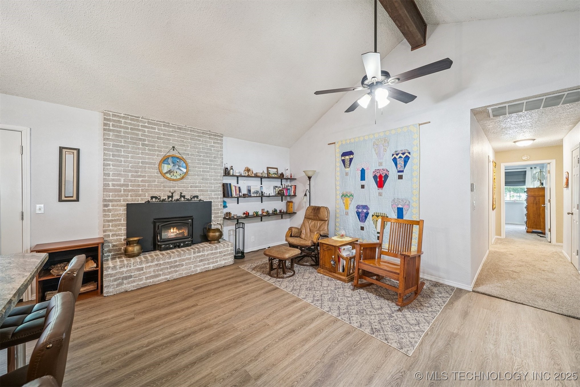 16 Big Bluff Street Property Photo 13