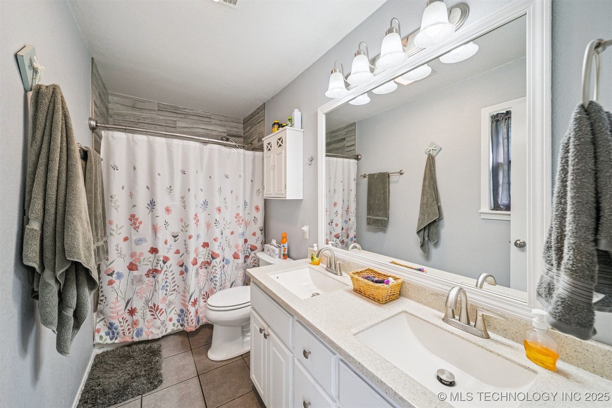 16 Big Bluff Street Property Photo 20