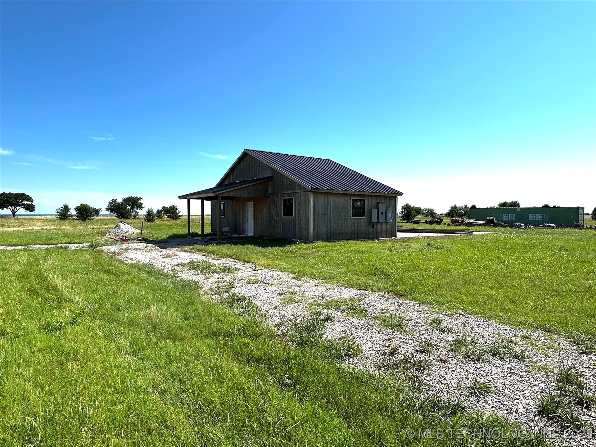 28510 N 3960 Road Property Photo 9