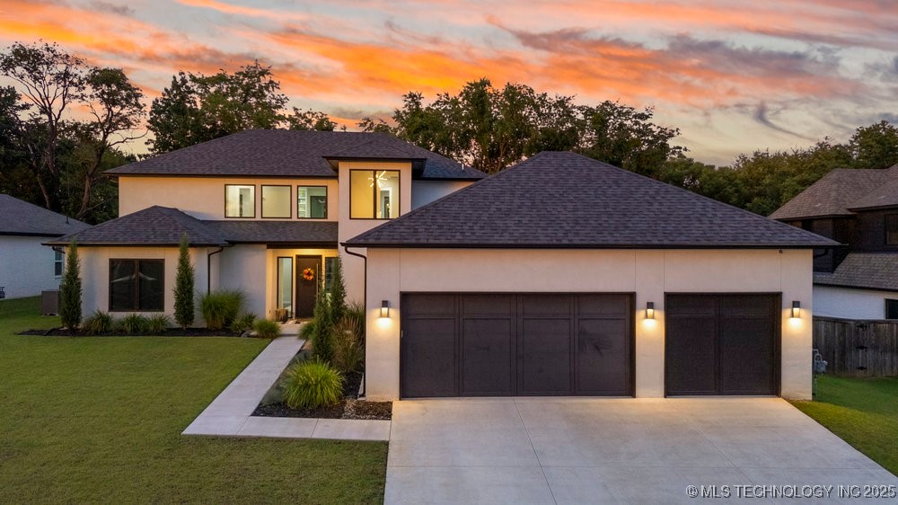 7405 S Chestnut Avenue Property Photo 4