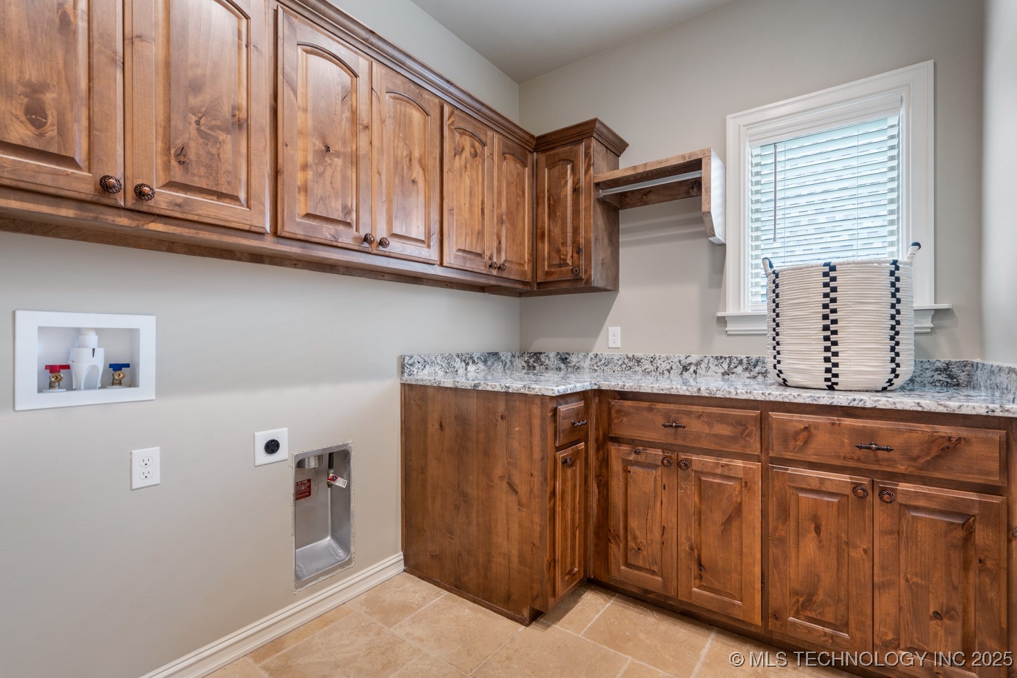 849 E 148th Place S Property Photo 28