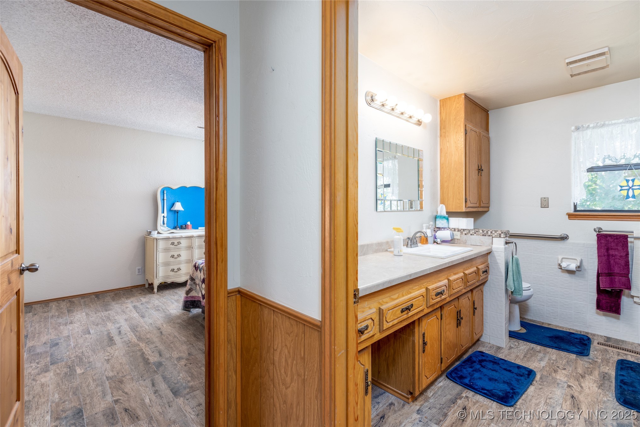 653 Max Street Property Photo 22