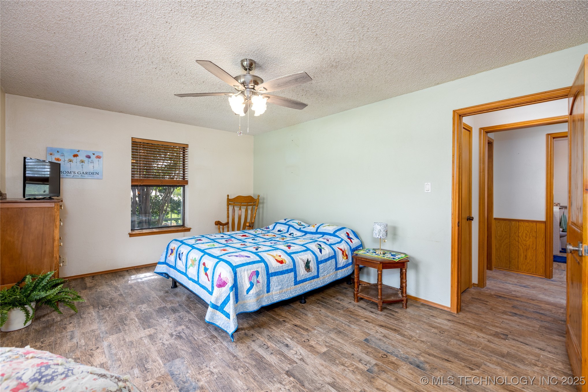 653 Max Street Property Photo 27