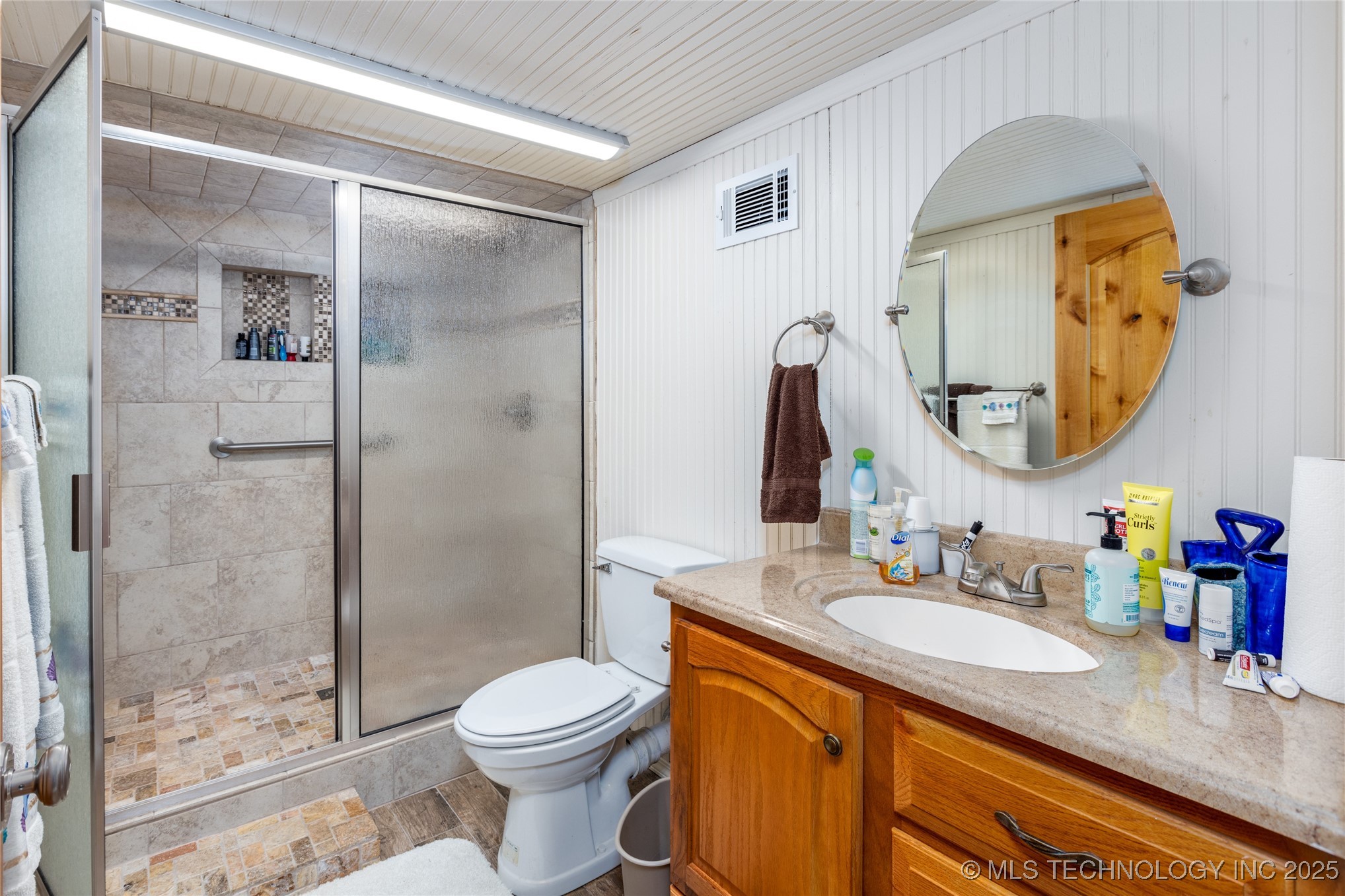 653 Max Street Property Photo 39