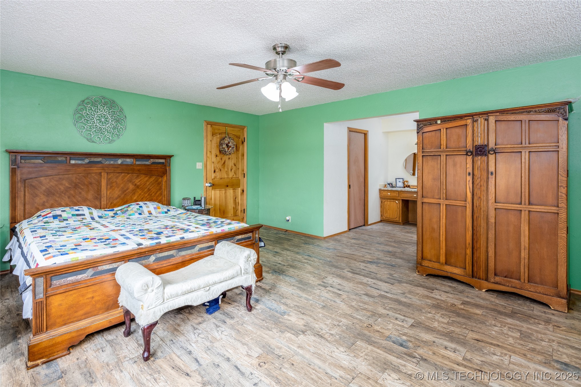 653 Max Street Property Photo 60