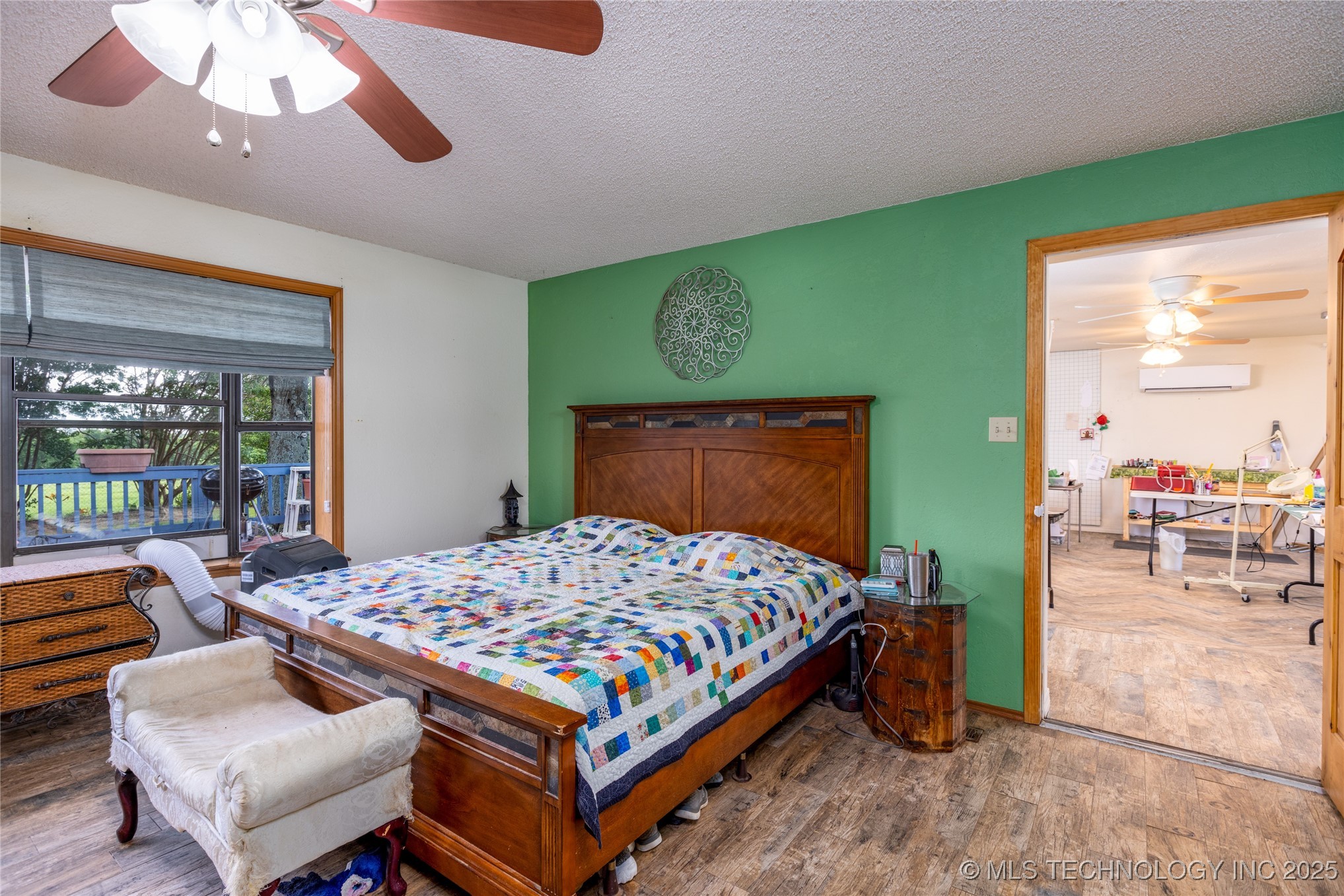 653 Max Street Property Photo 65