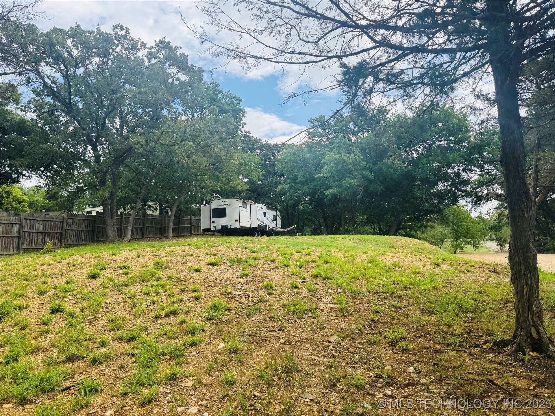 3562 Mountain Park Property Photo 4