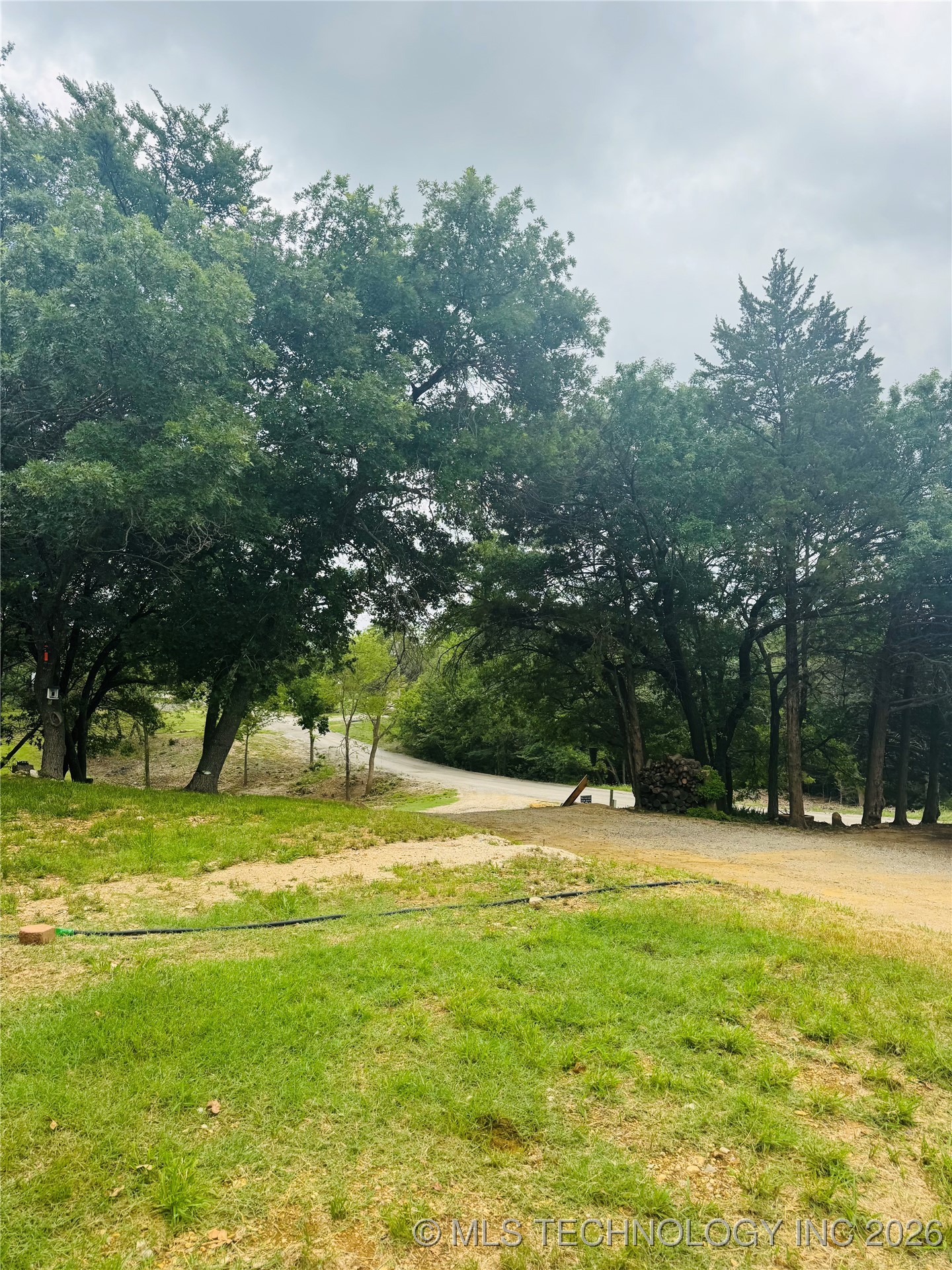 3562 Mountain Park Property Photo 5