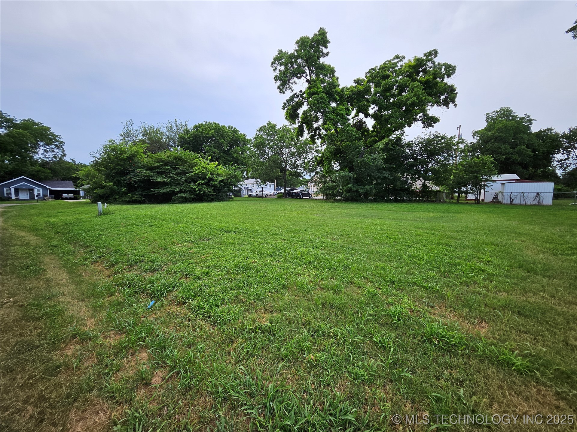 603 6th Se Property Photo 2