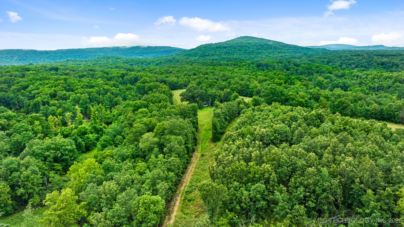 472851 E 893 Road Property Photo 7