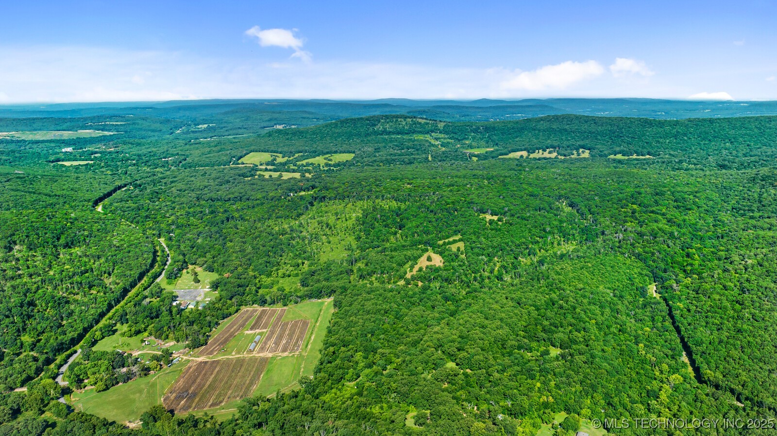 472851 E 893 Road Property Photo 11