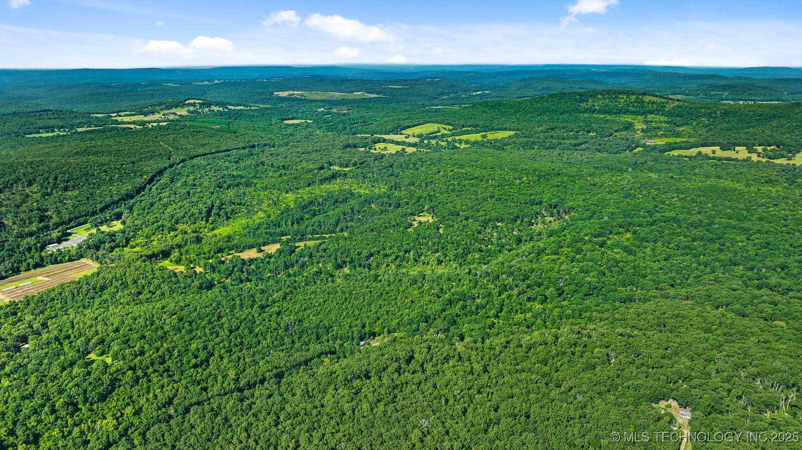 472851 E 893 Road Property Photo 12