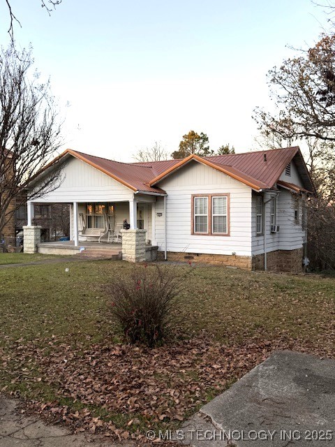 217 W Seminole Avenue Property Photo 2