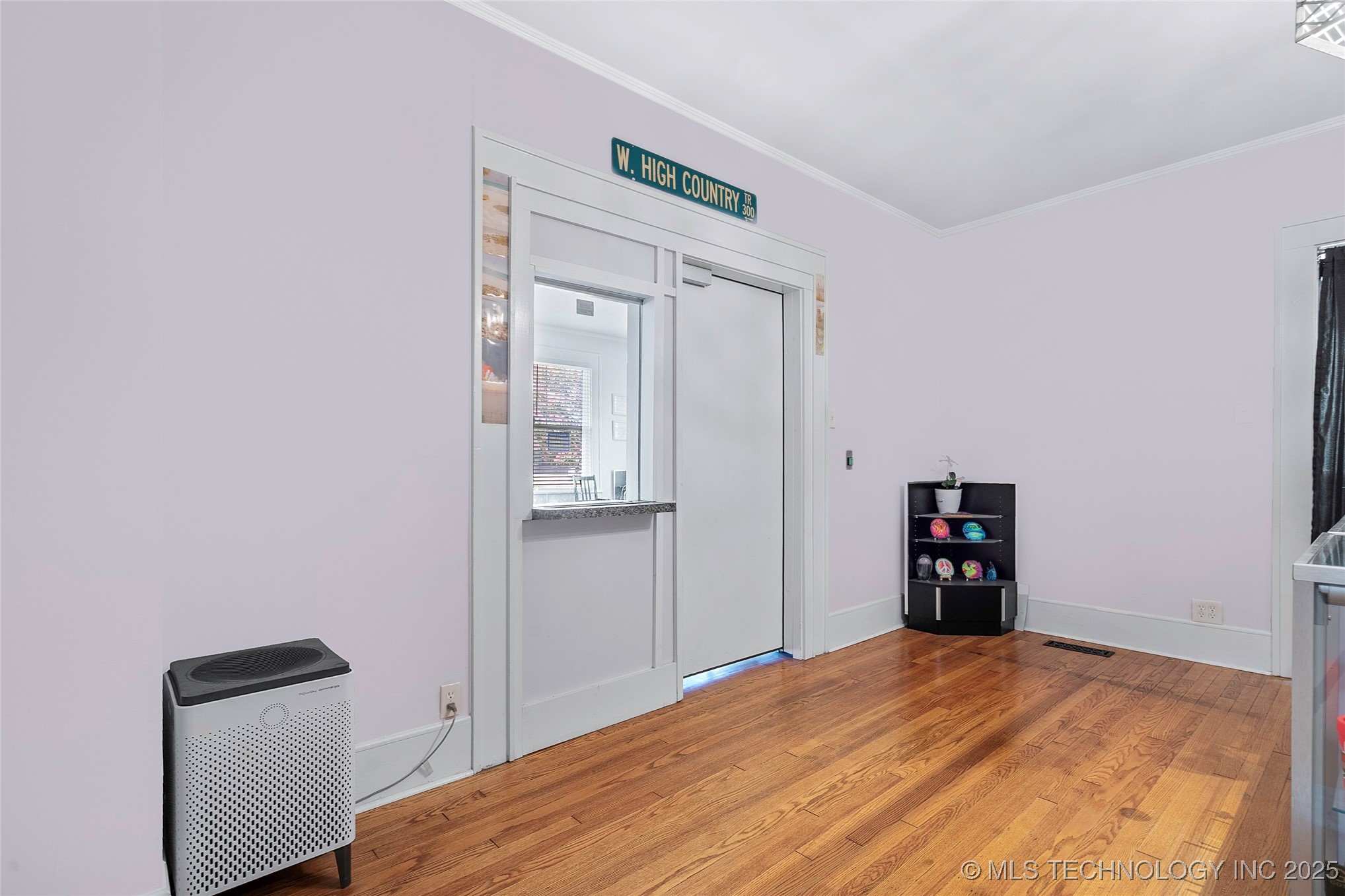 925 W Main Street Property Photo 12