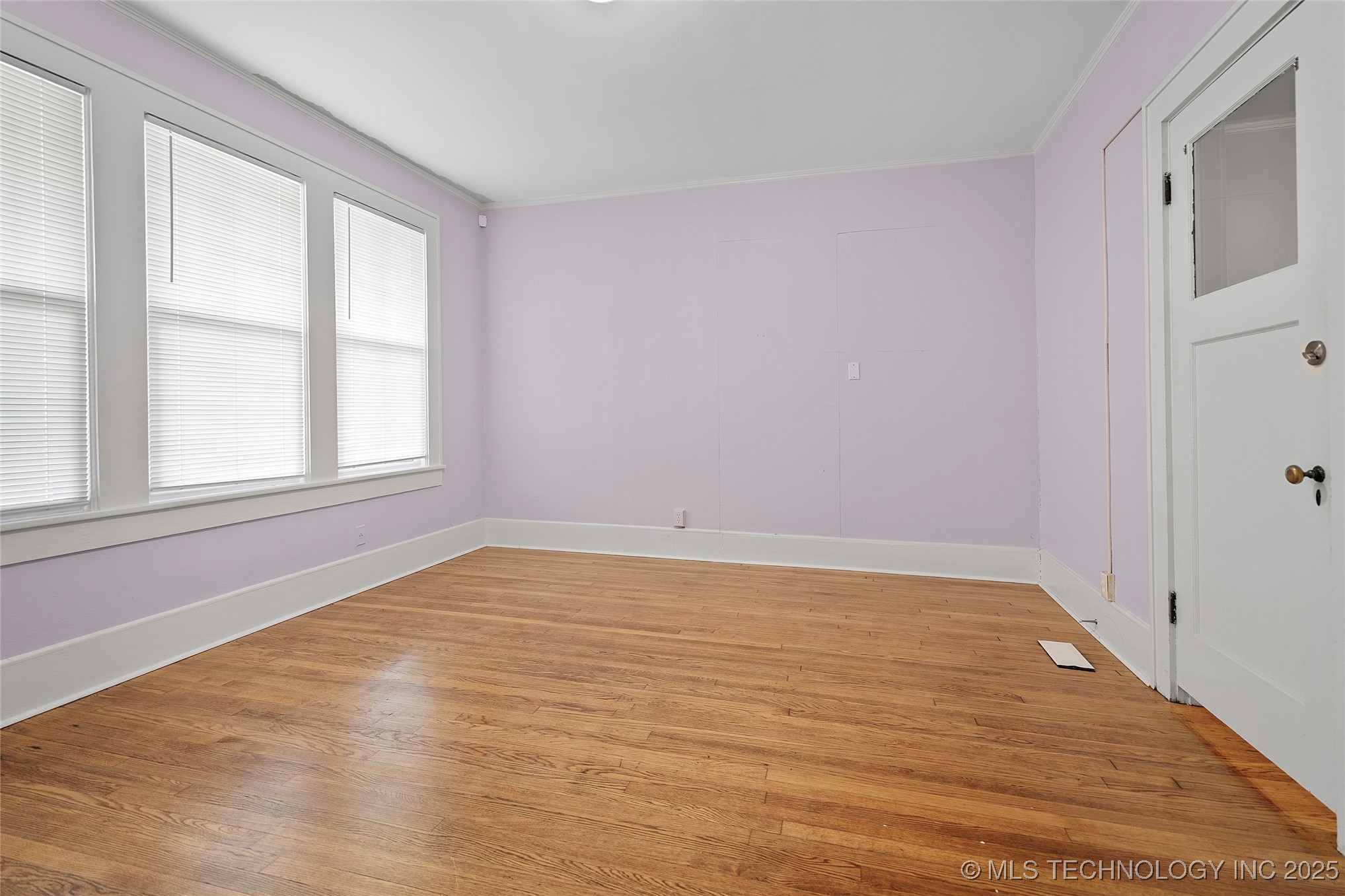 925 W Main Street Property Photo 13