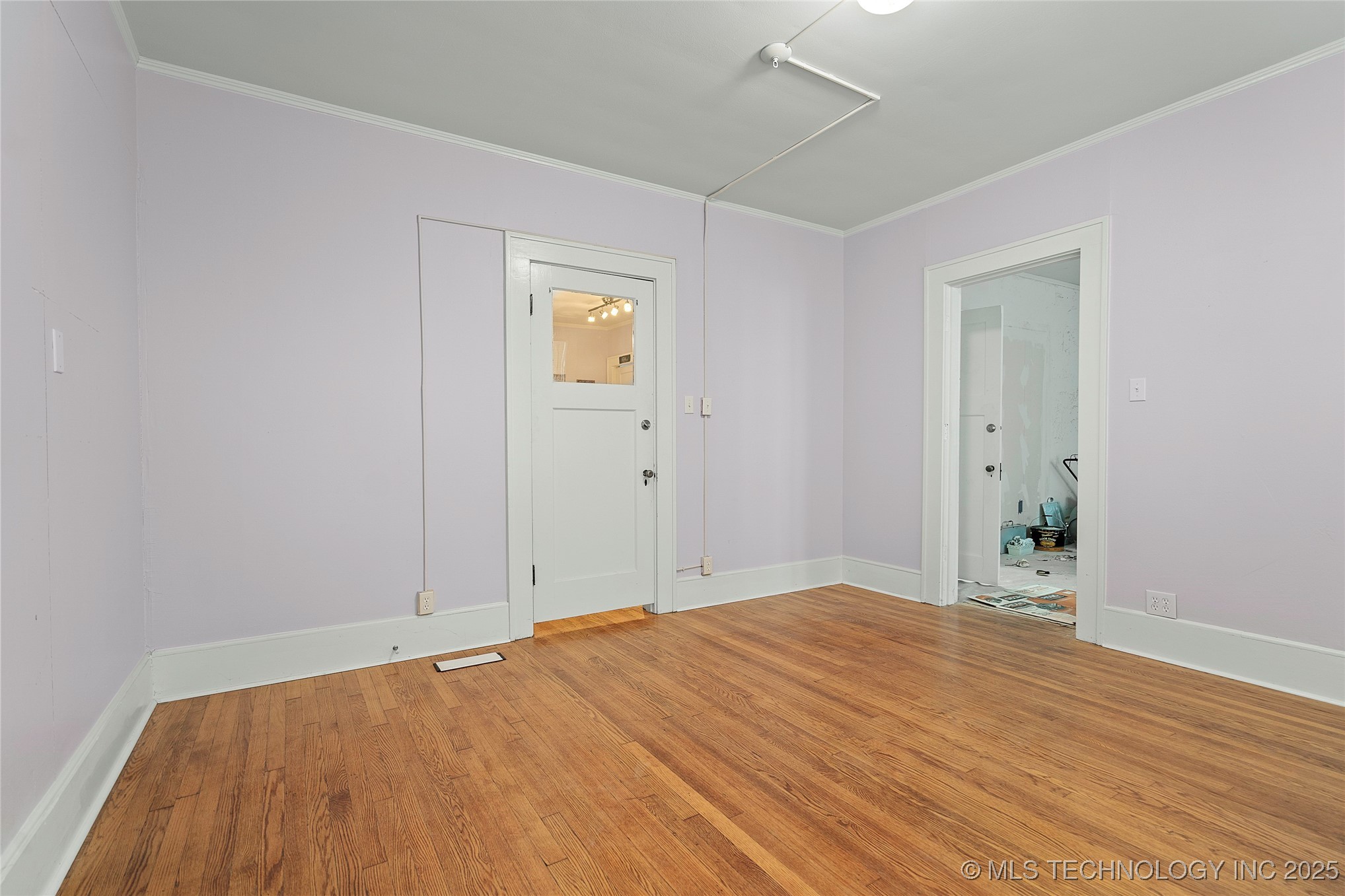 925 W Main Street Property Photo 14