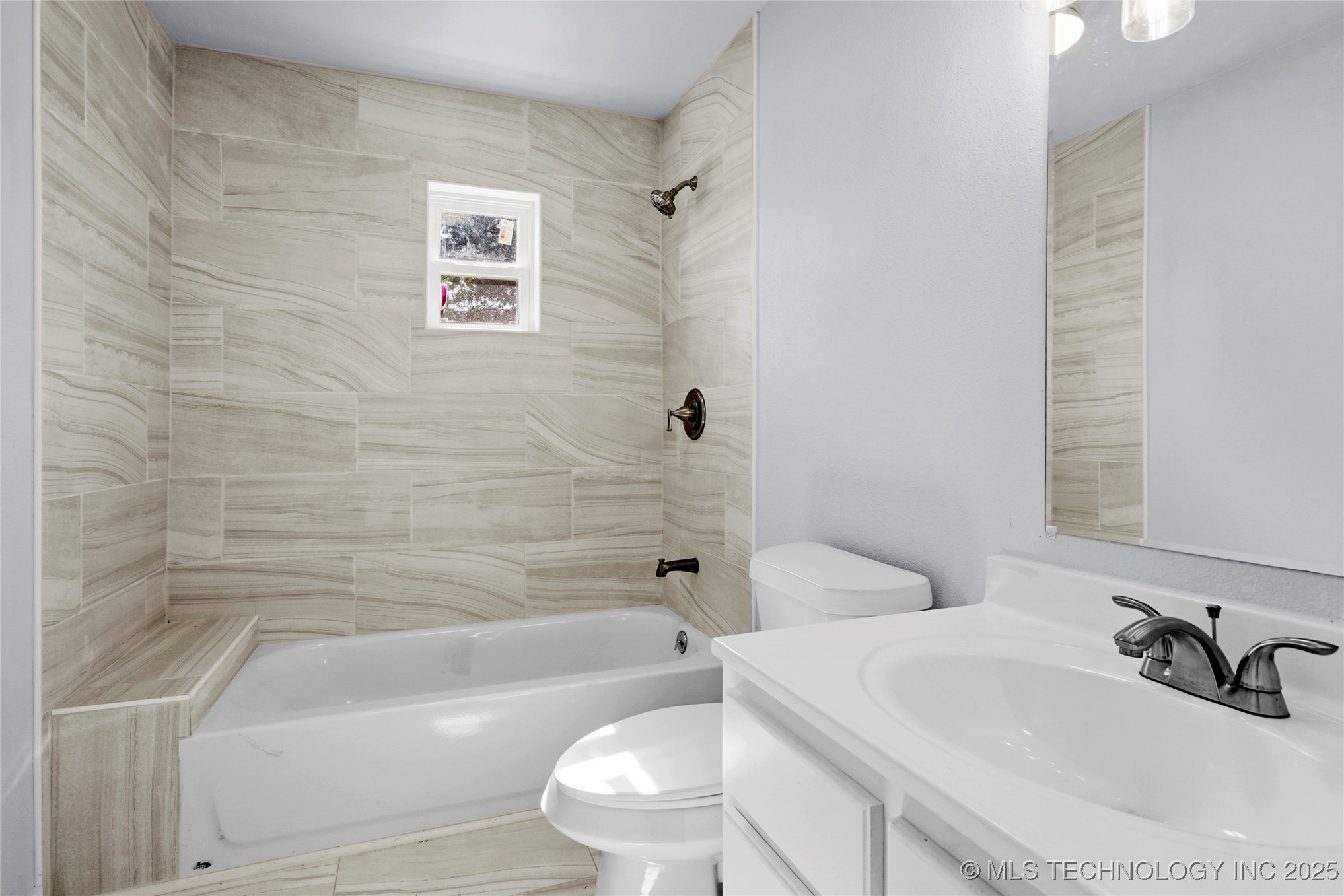 2052 E 12th Place Property Photo 17