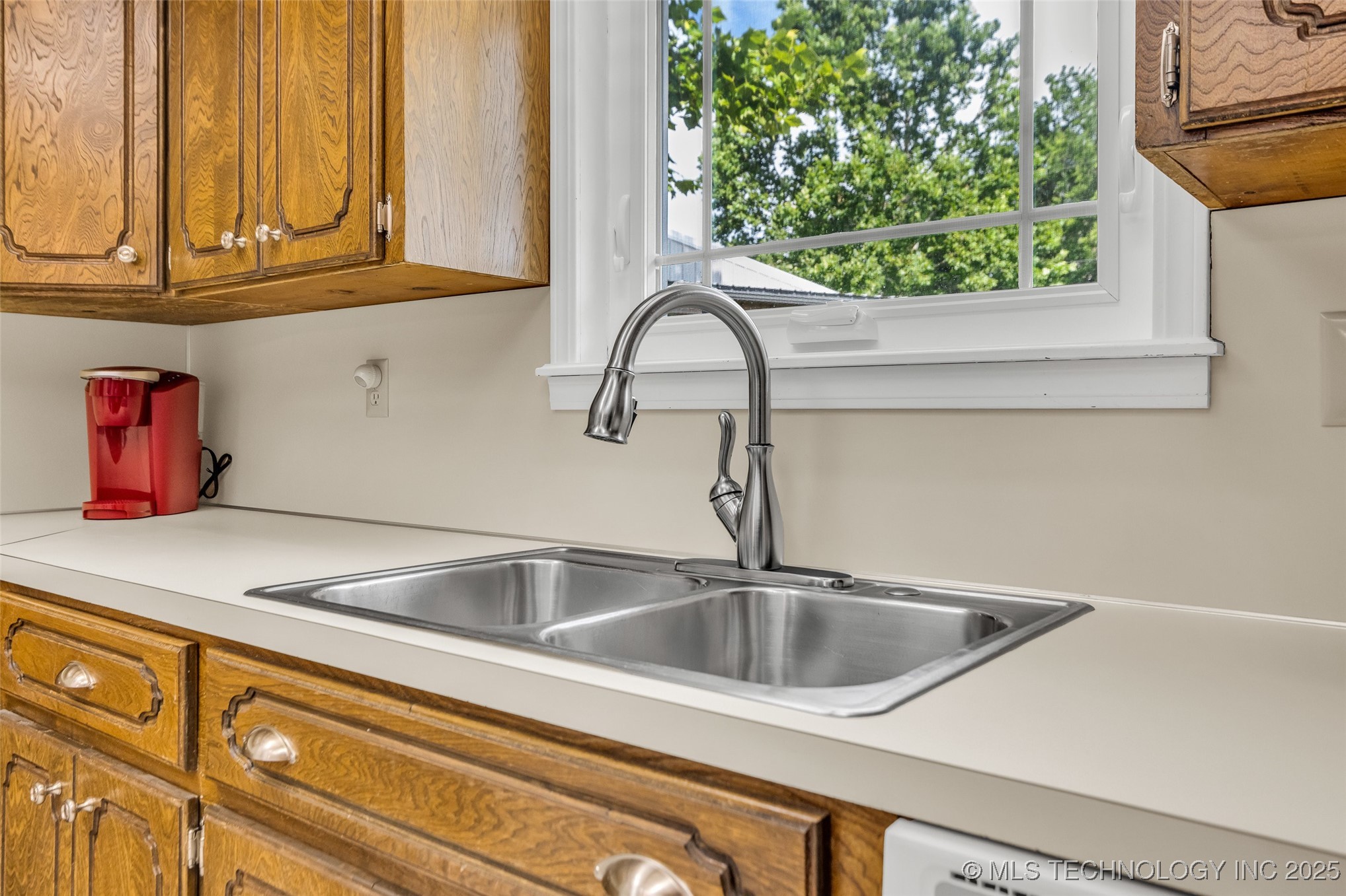 297 Willow Drive Property Photo 24