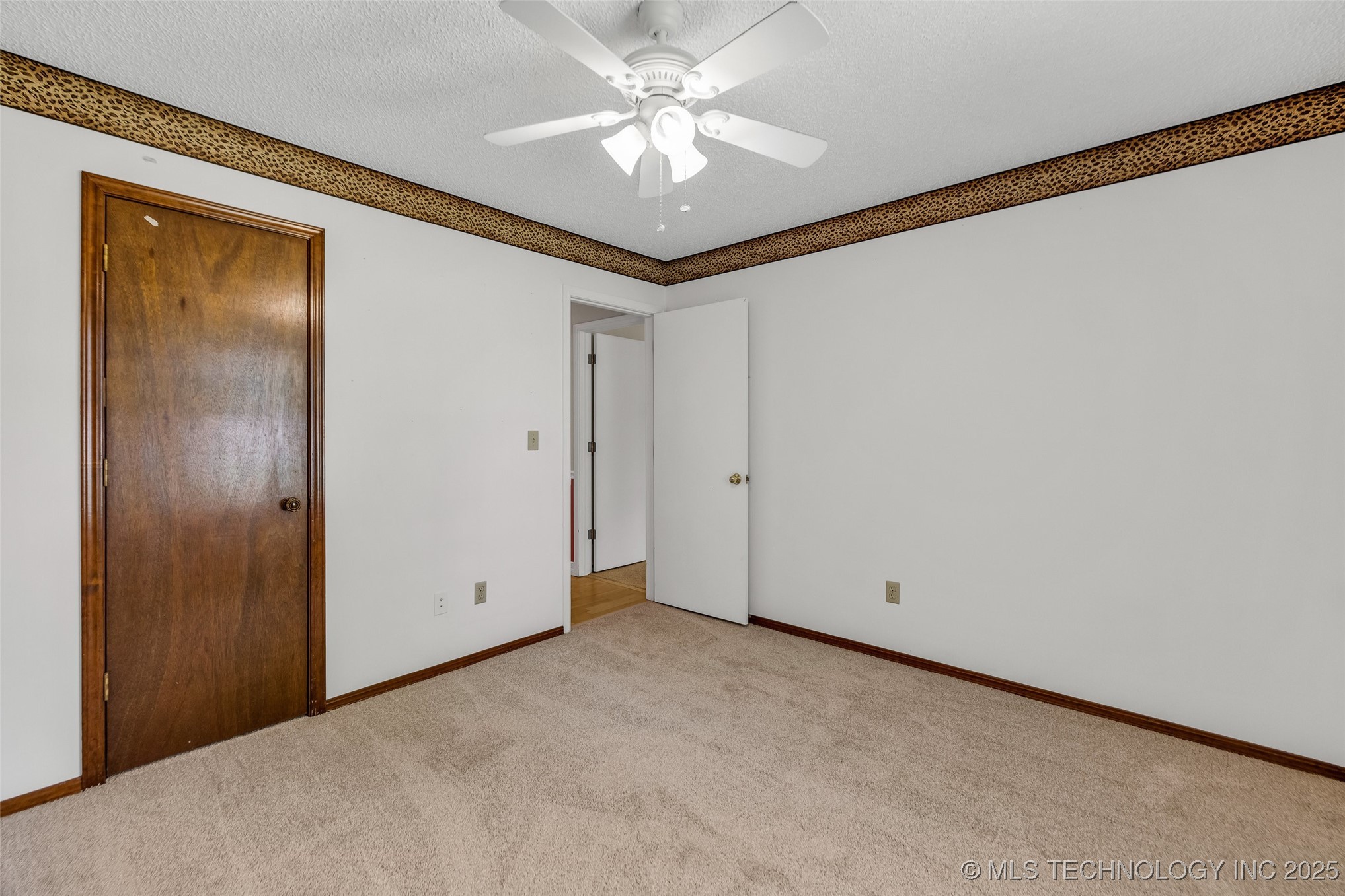 297 Willow Drive Property Photo 38