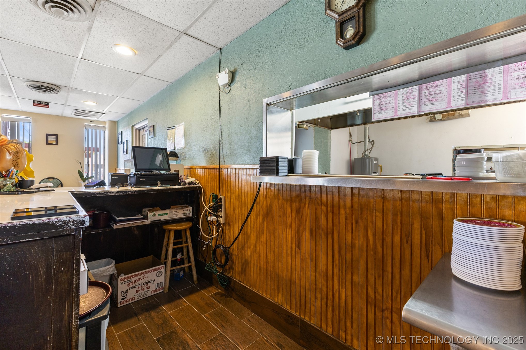 310 W Paul Property Photo 15