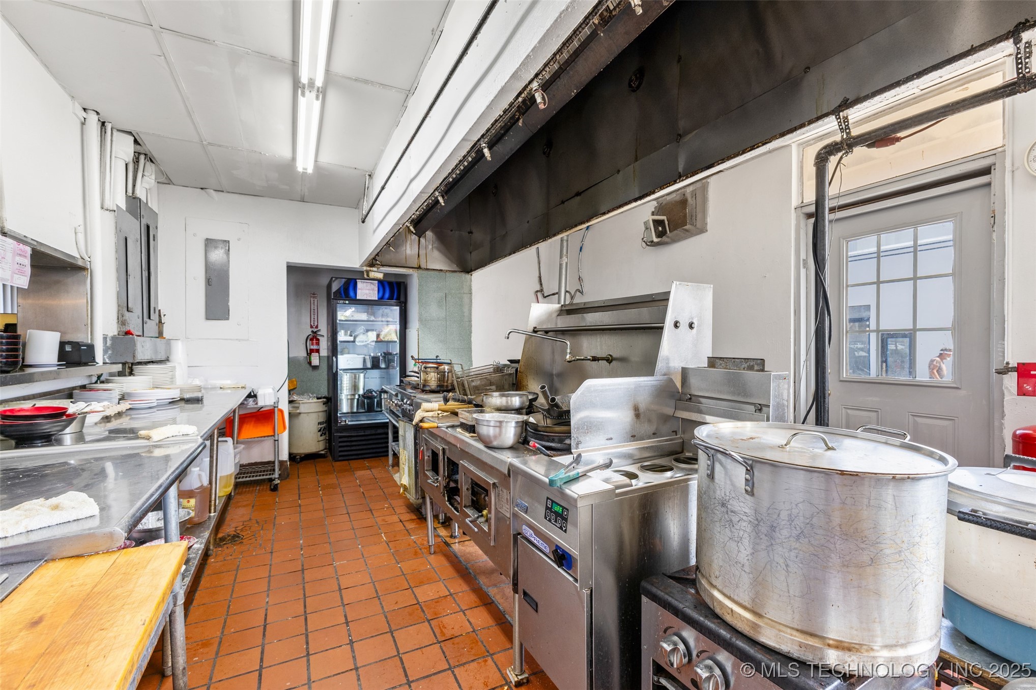 310 W Paul Property Photo 21