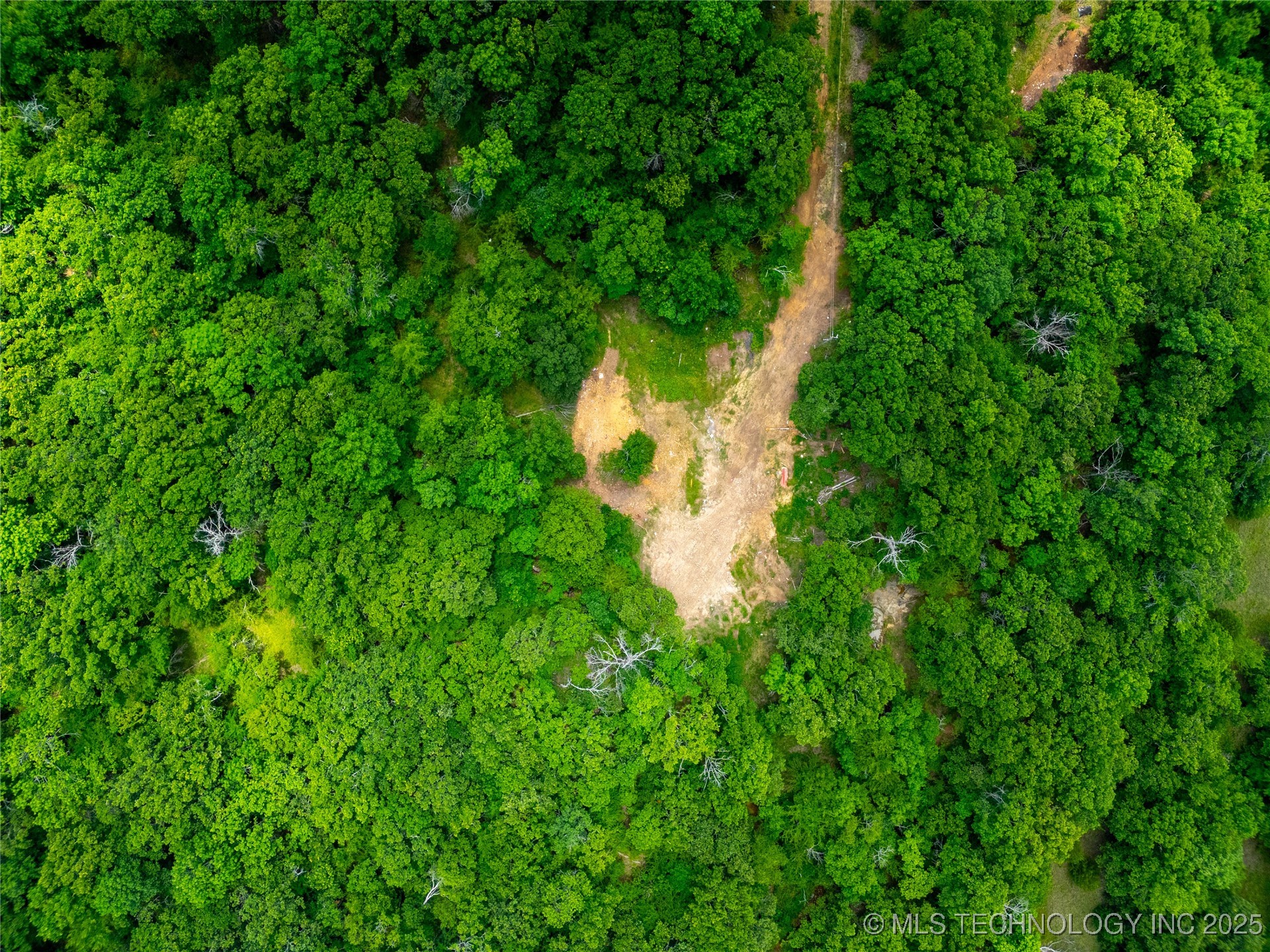 1 N County Road 3570 Property Photo 35