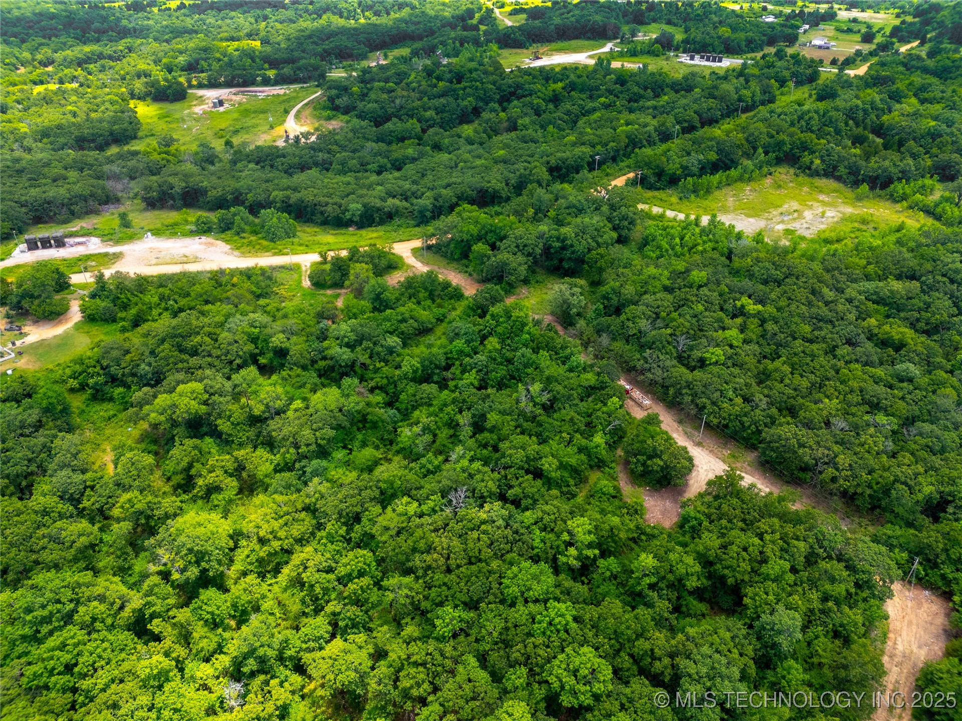 1 N County Road 3570 Property Photo 37