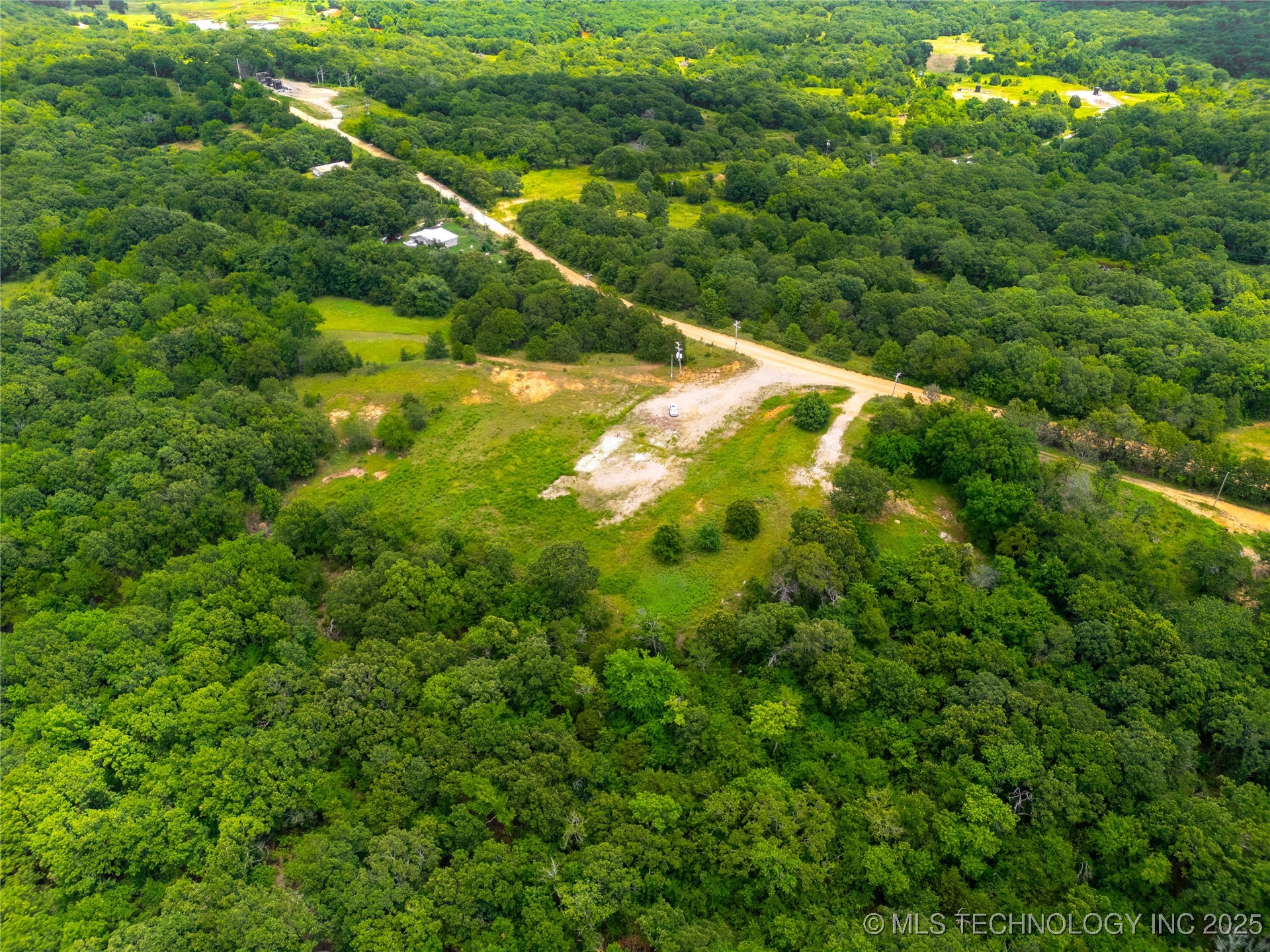 1 N County Road 3570 Property Photo 40