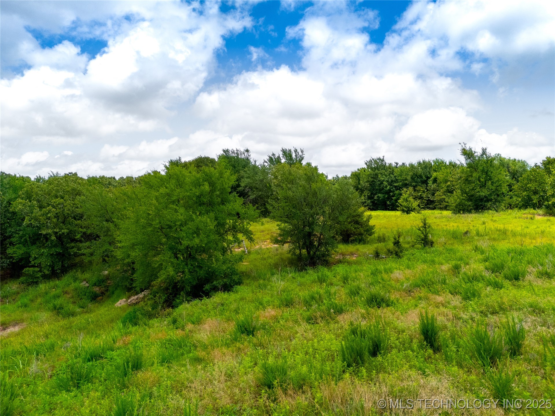 1 N County Road 3570 Property Photo 45