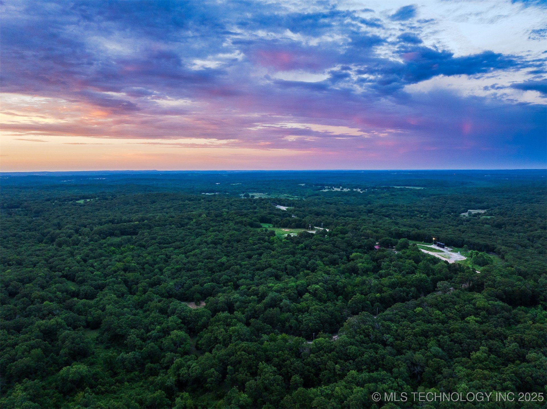 1 N County Road 3570 Property Photo 61