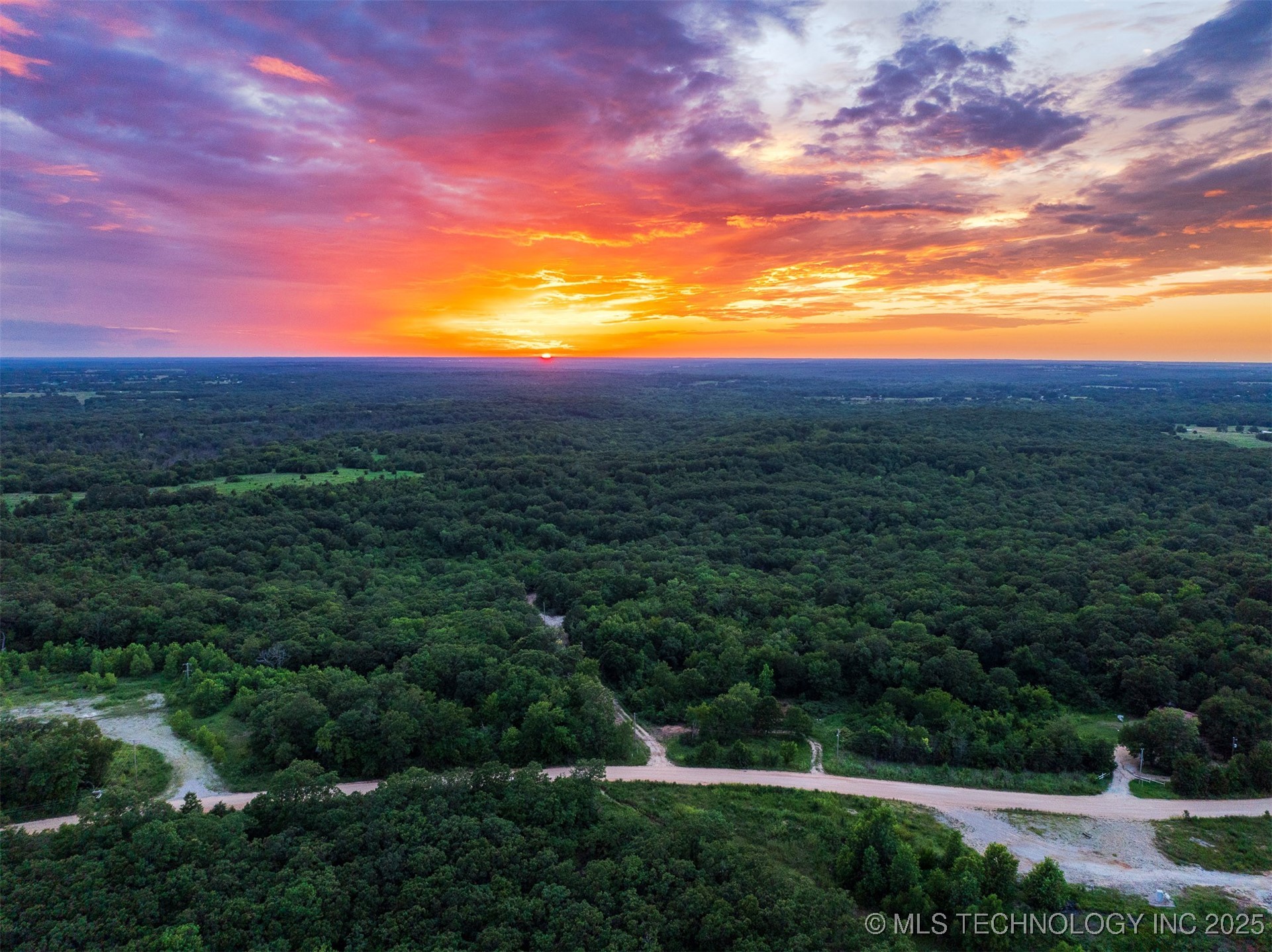 1 N County Road 3570 Property Photo 63