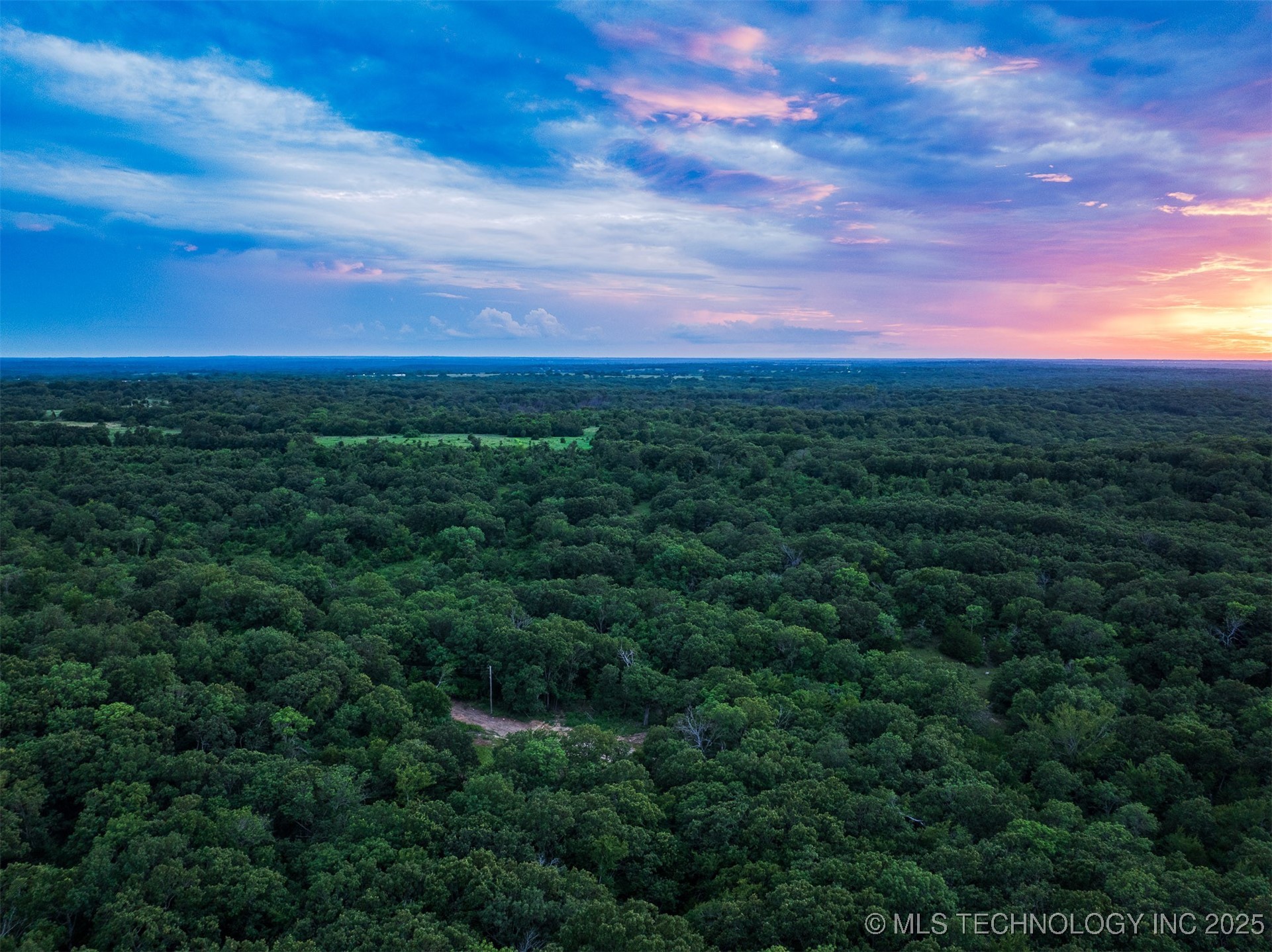 1 N County Road 3570 Property Photo 64