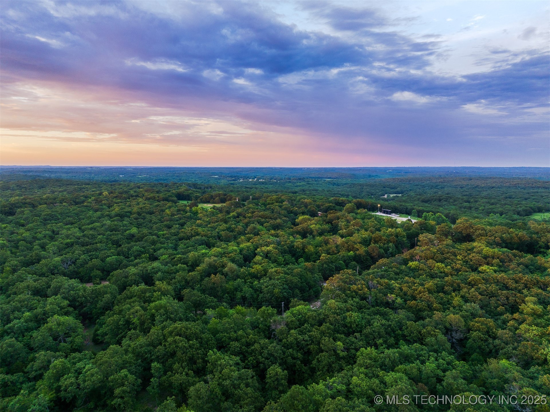 1 N County Road 3570 Property Photo 74