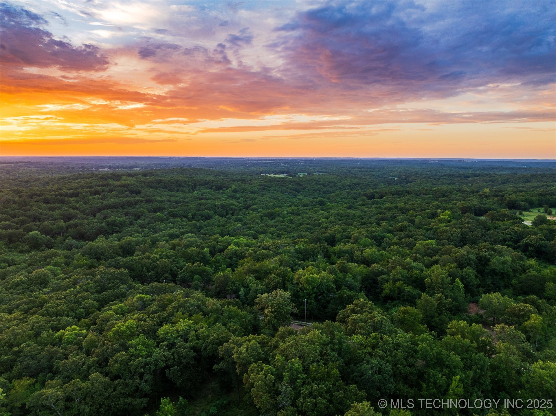 1 N County Road 3570 Property Photo 76