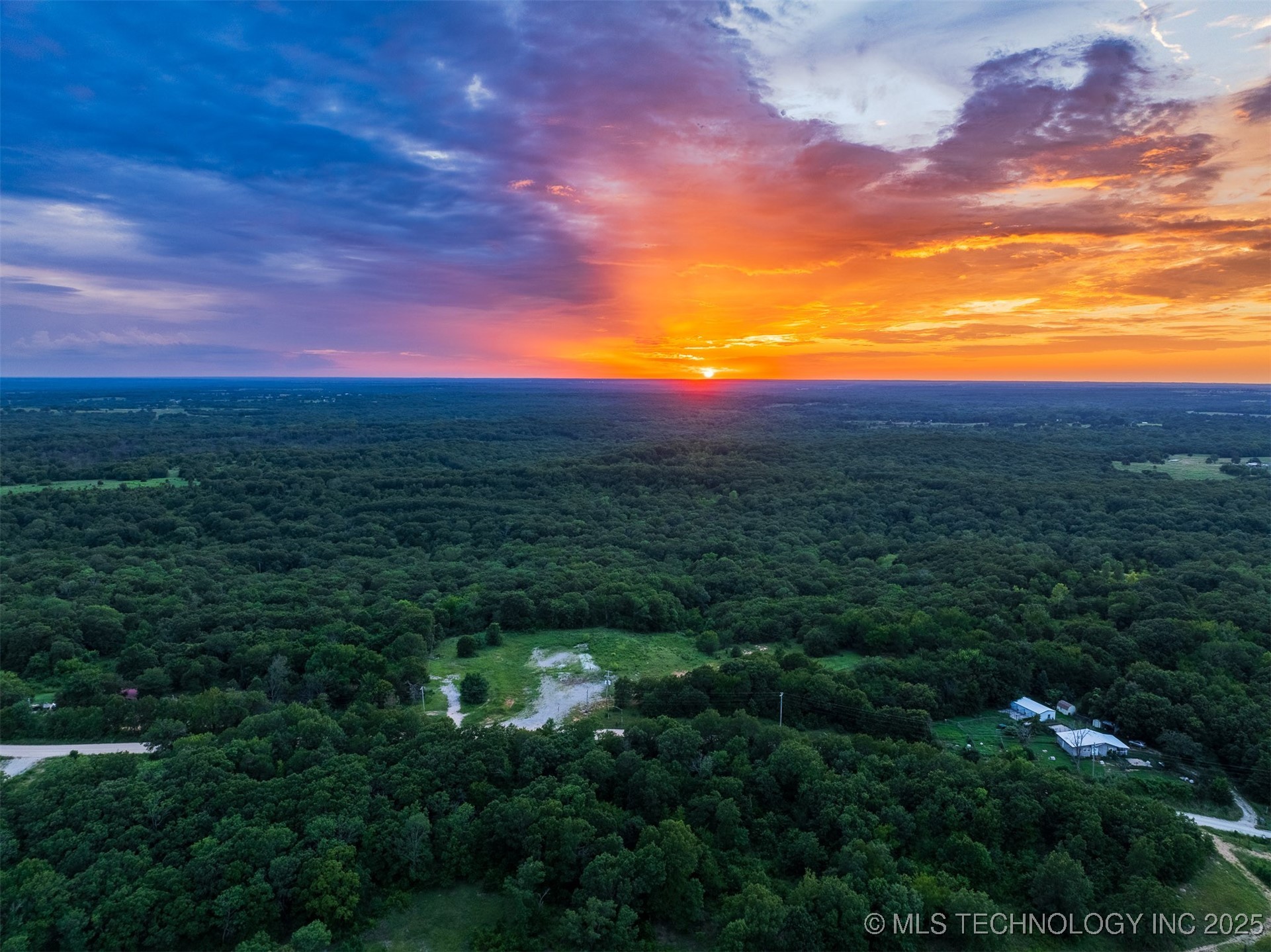 1 N County Road 3570 Property Photo 86