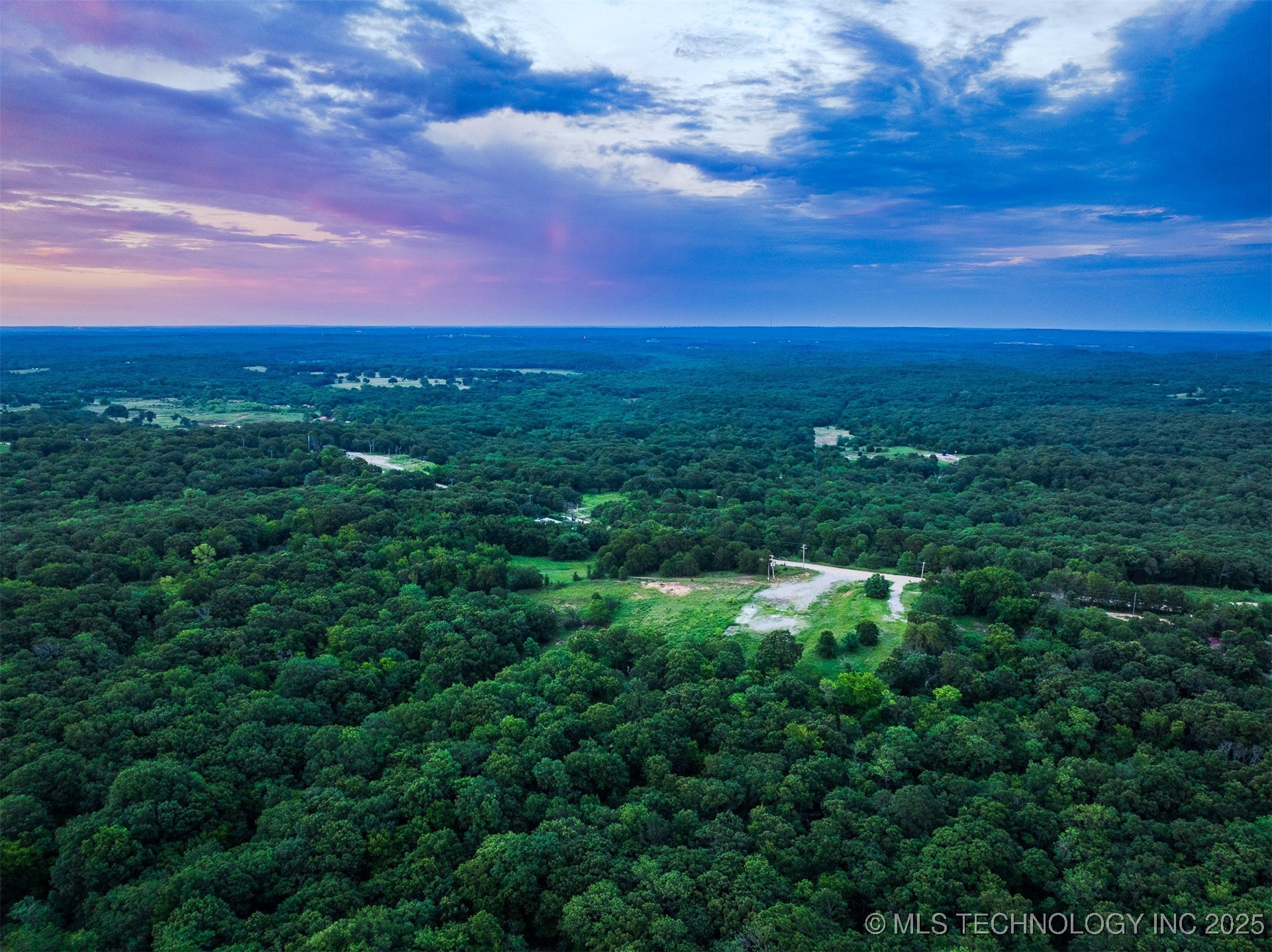 1 N County Road 3570 Property Photo 87