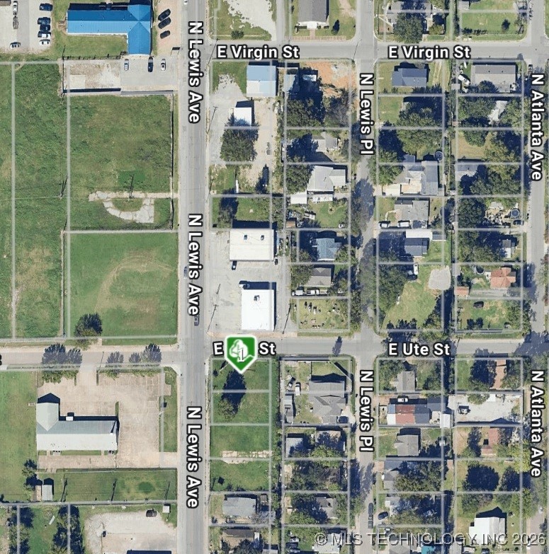 1931 N Lewis Avenue Property Photo 1