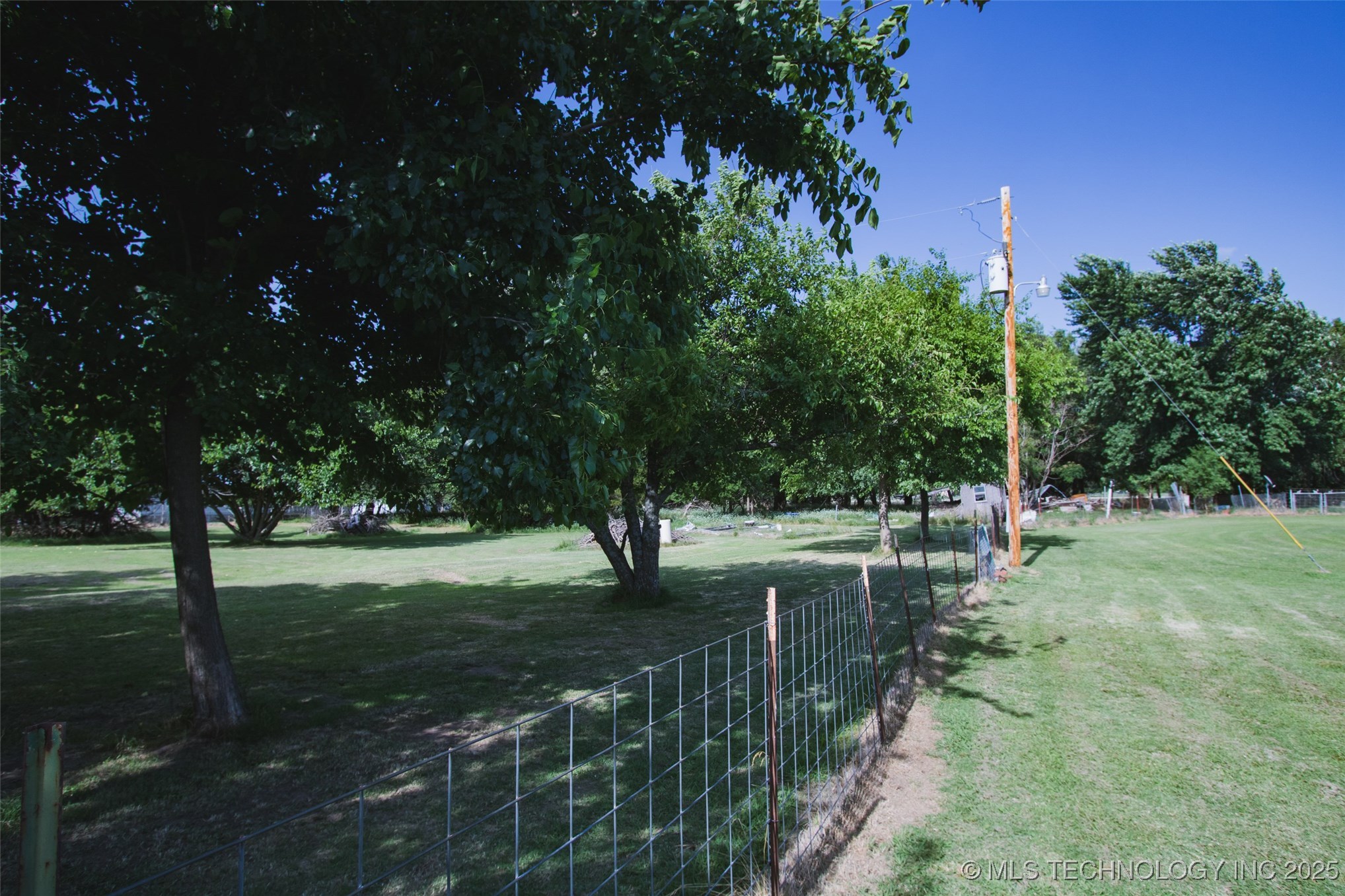 12721 N 135th East Avenue Property Photo 9