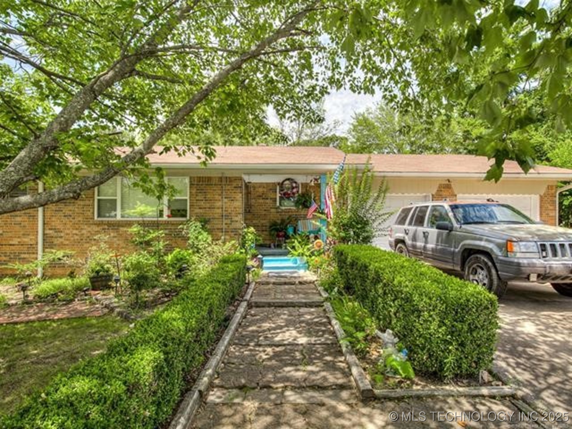 206 Lackey Drive Property Photo 1