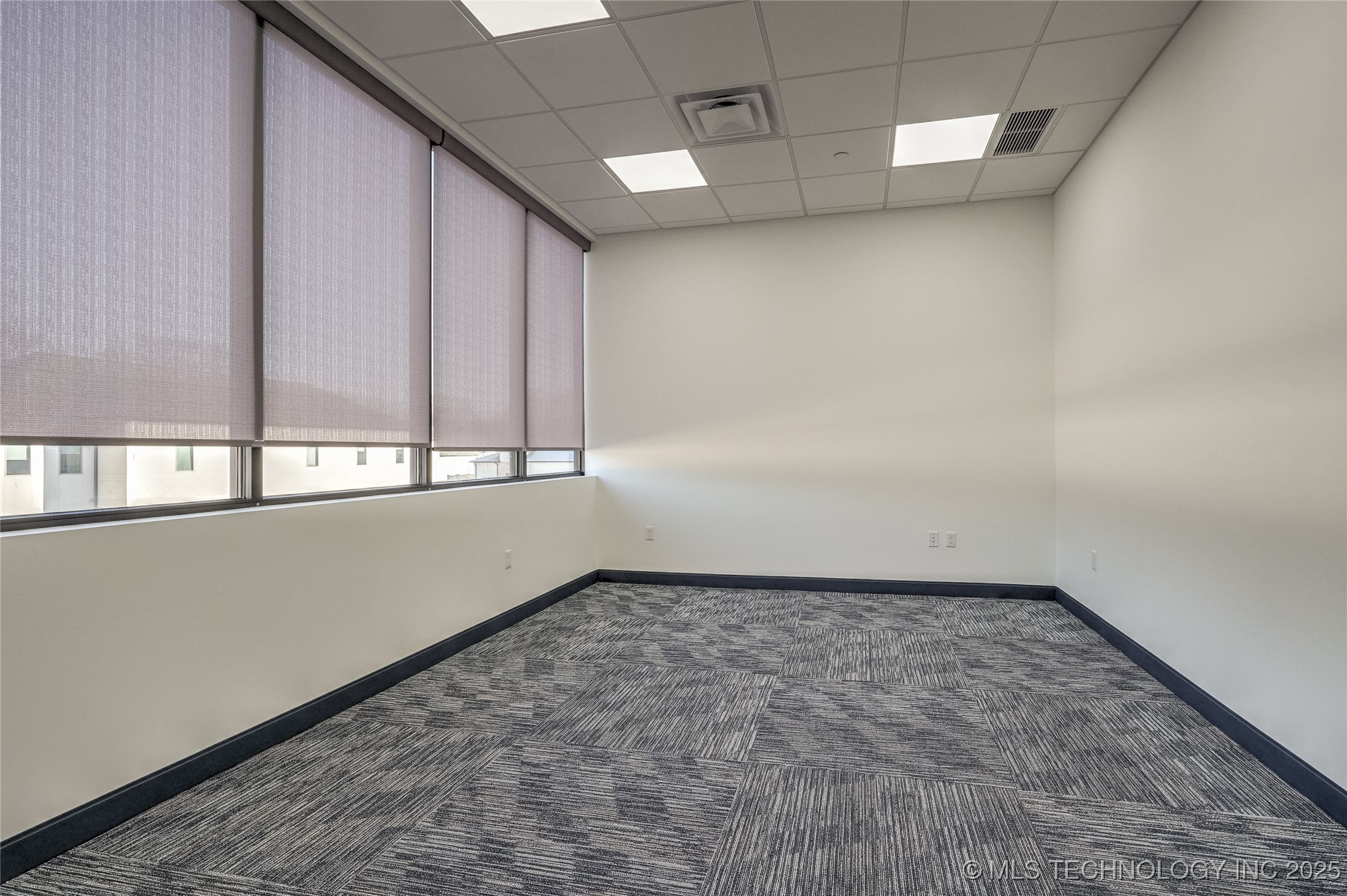 6305 E 120th Court C Property Photo 10