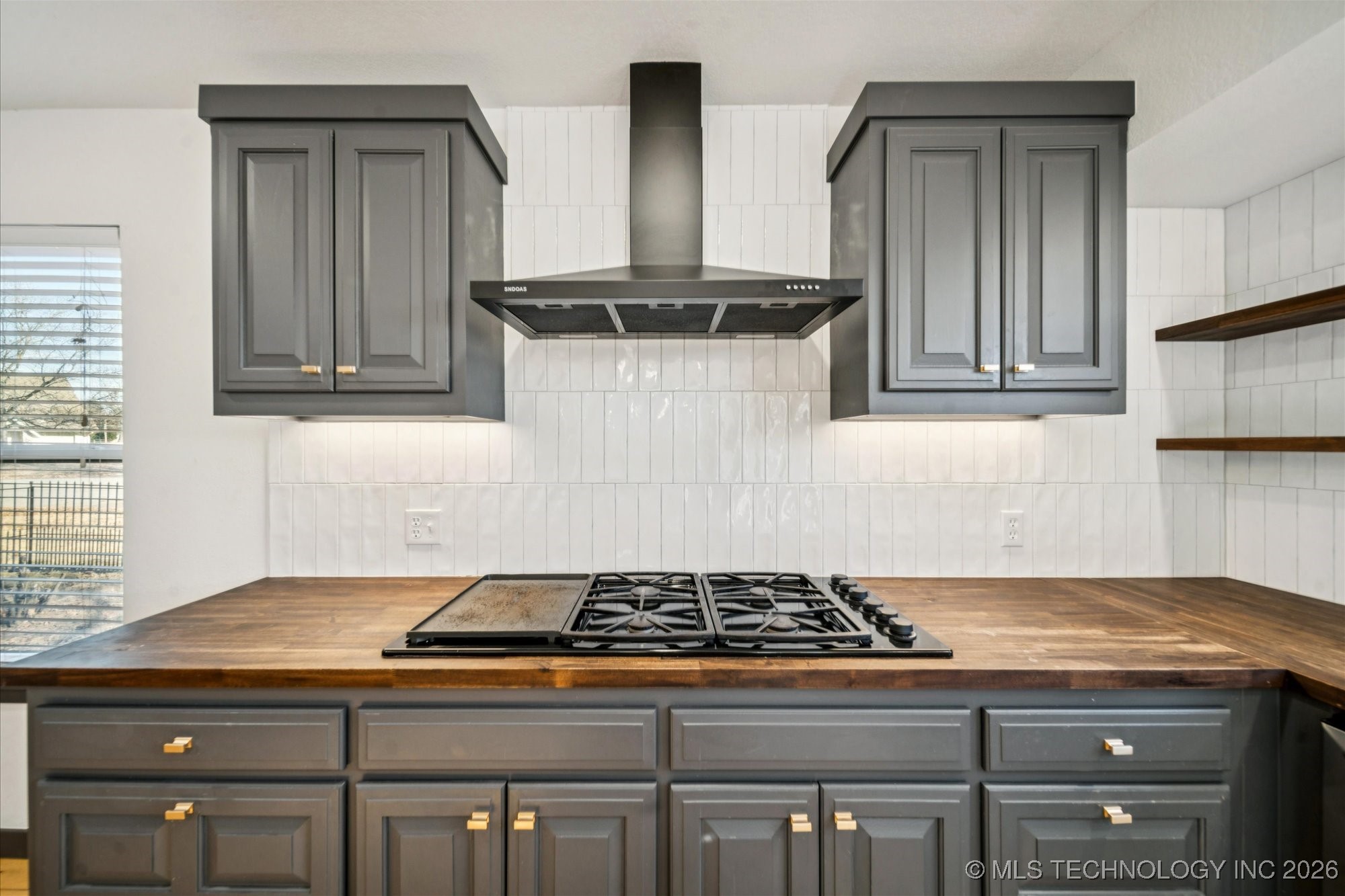 305 Fairway Drive Property Photo 5