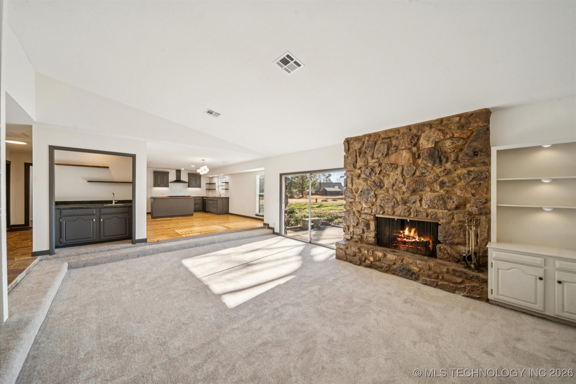 305 Fairway Drive Property Photo 10