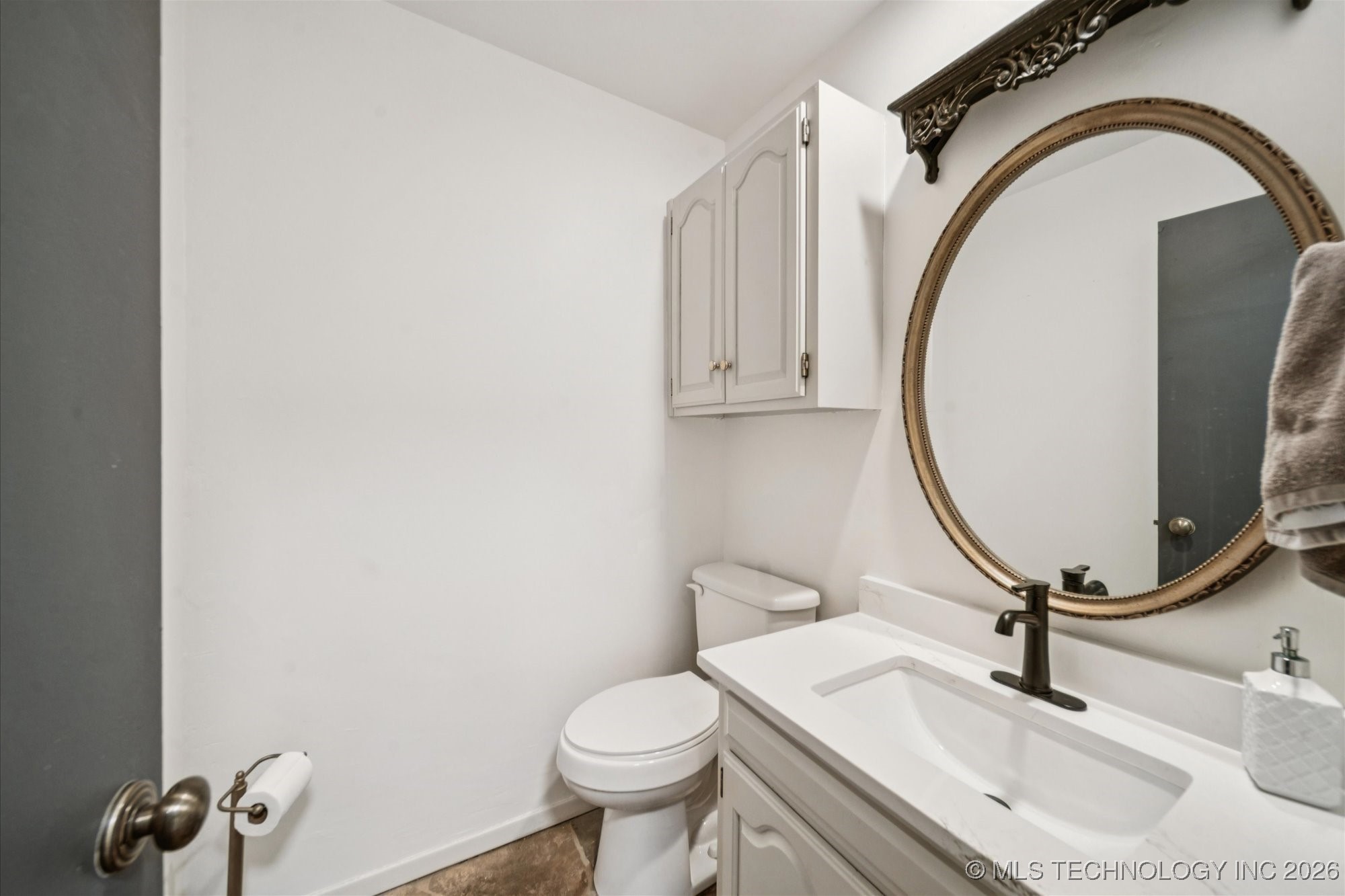 305 Fairway Drive Property Photo 12