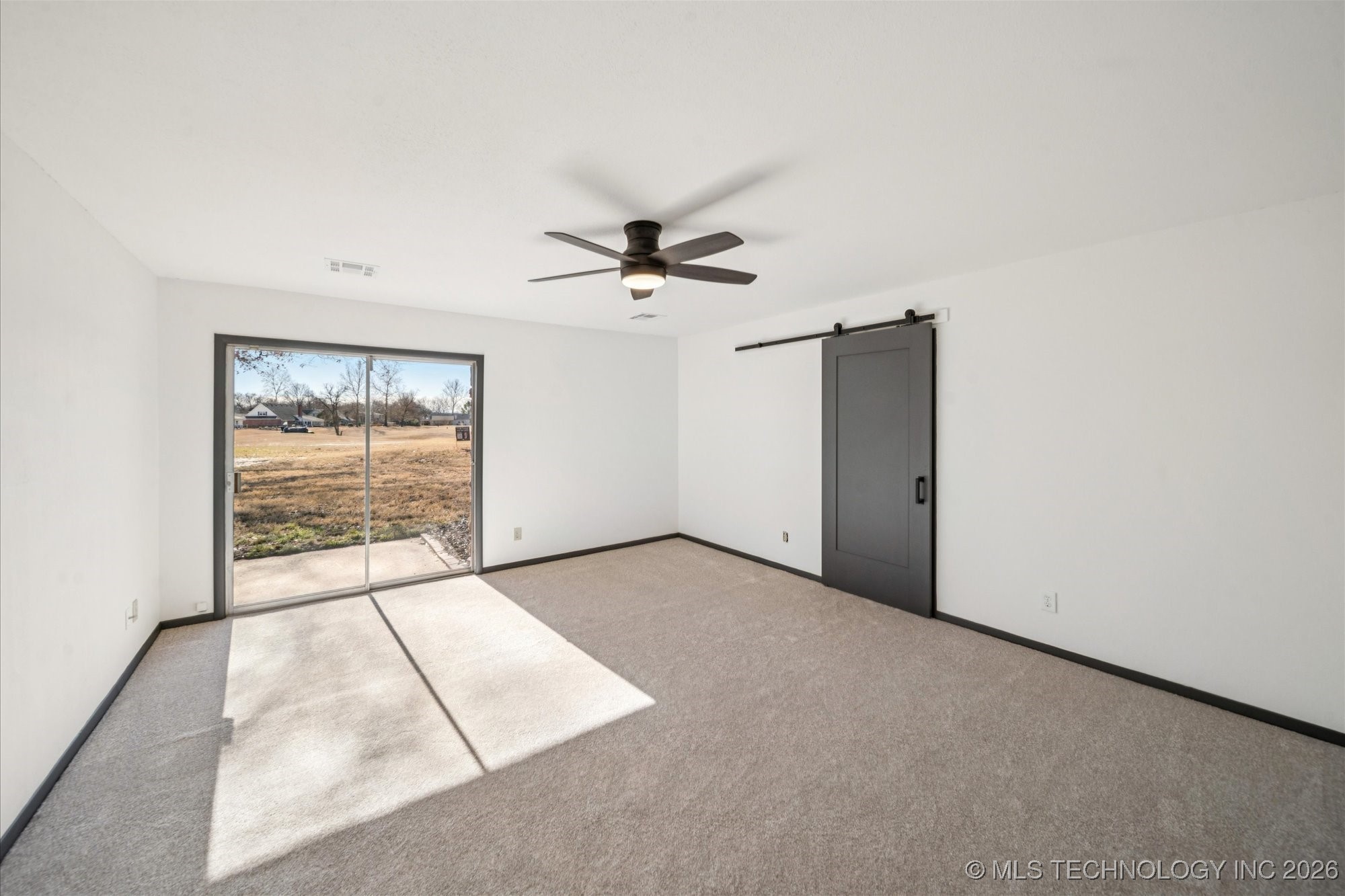 305 Fairway Drive Property Photo 15