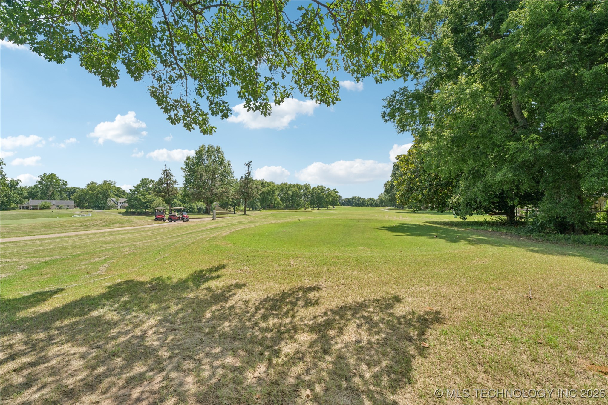 305 Fairway Drive Property Photo 24
