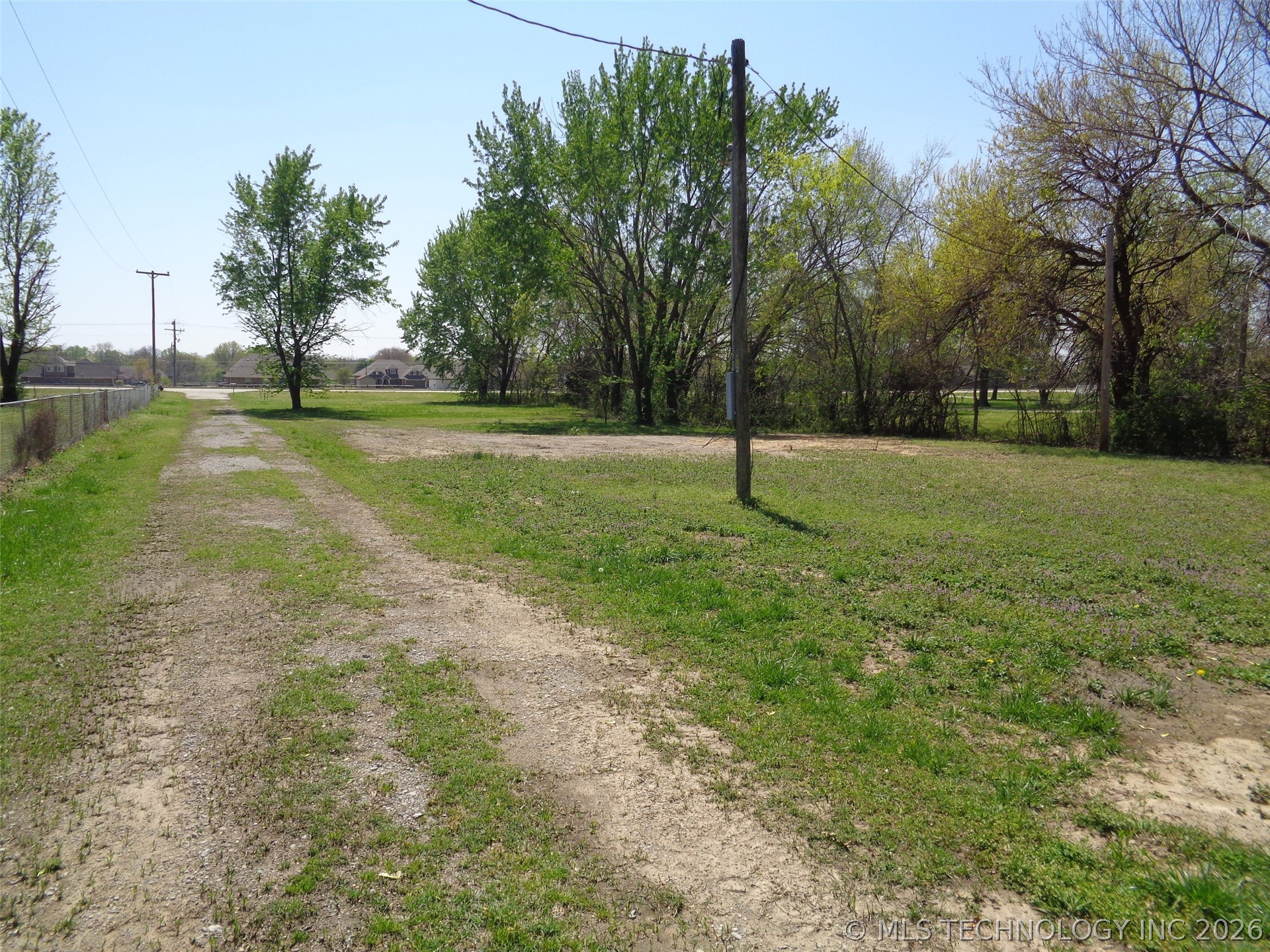 16825 E 116th Street N Property Photo 5