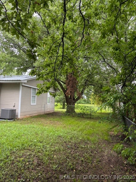 1200 S Mckinley Avenue Property Photo 31