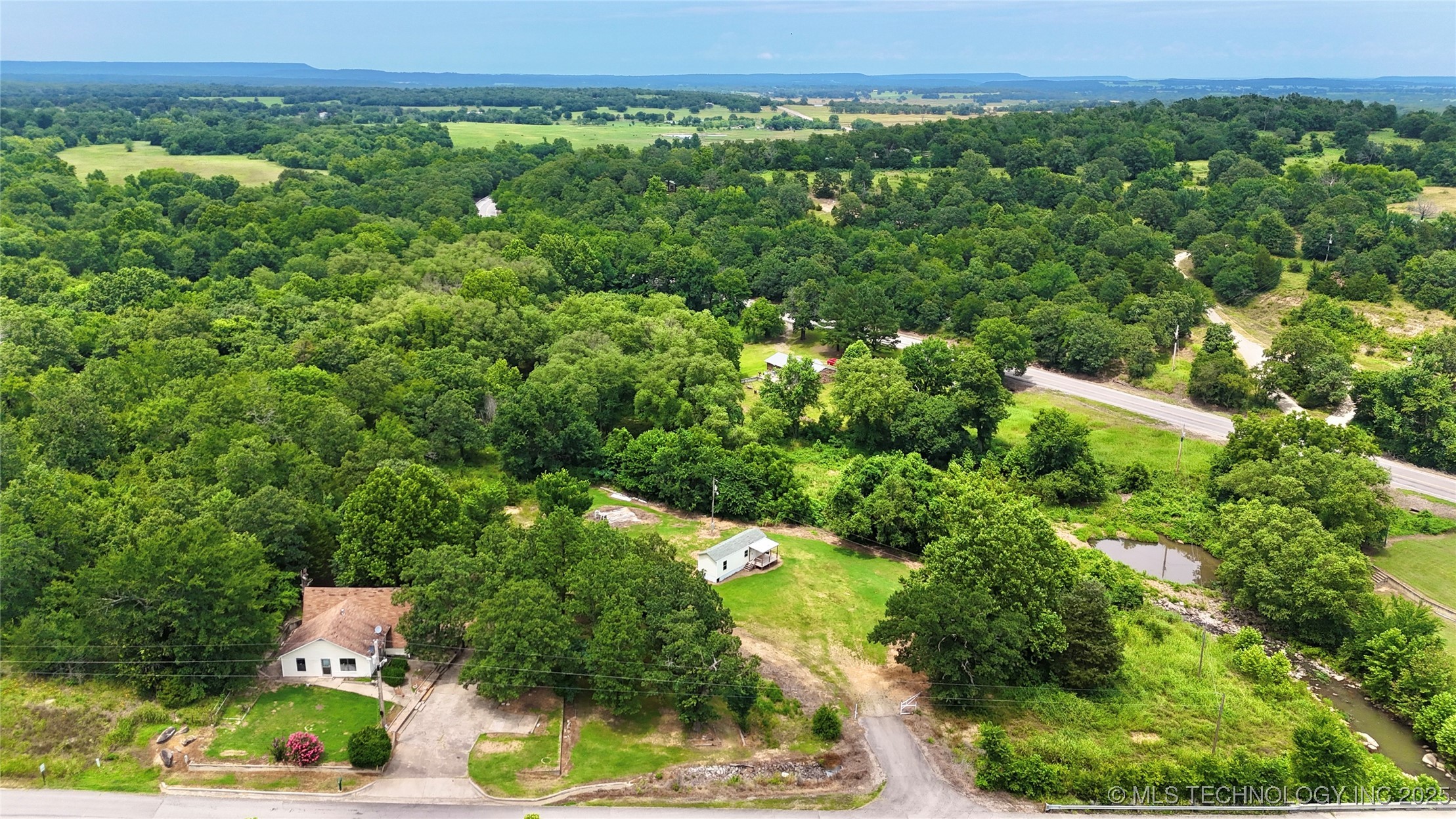 30813 W Beaver Mountain Road Property Photo 1